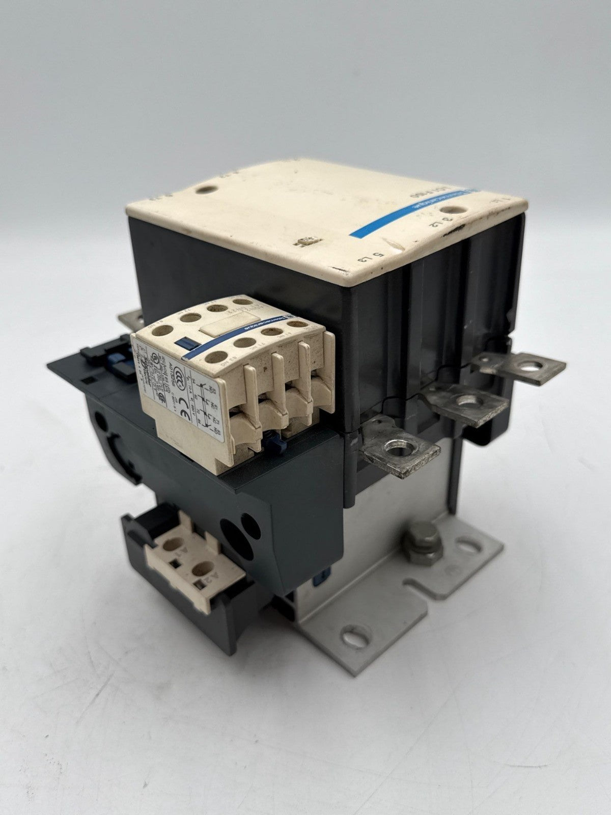 Telemecanique LC1F150 Contactor 150A 3P 440V 3PH Coil 127V 40-400Hz LX9FF127 Used