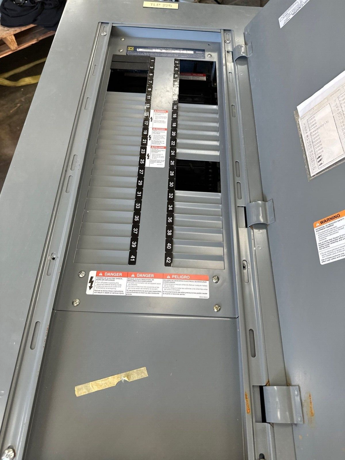 Square D NF Panelboard 250A 600Y/347V 3PH 4W Main Lug MLO Indoor Encl 42 Circuit P334 Used