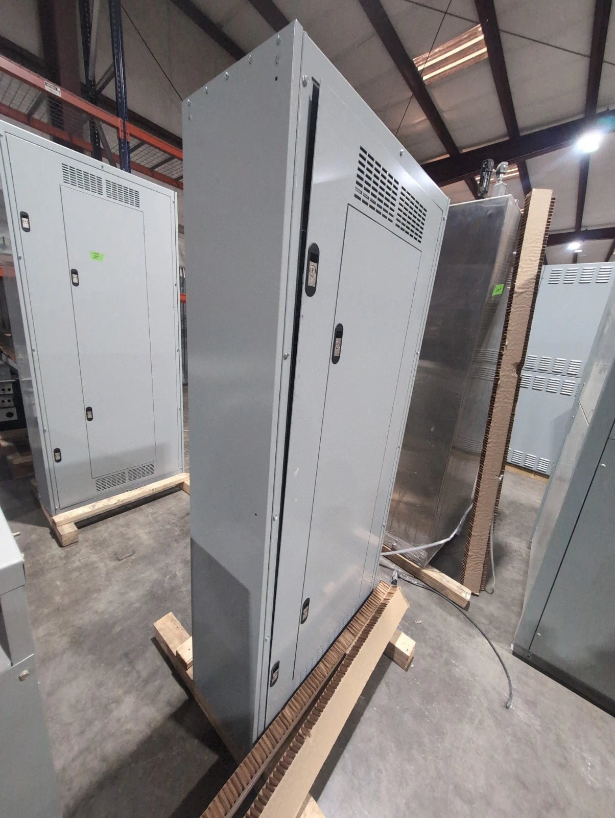 Siemens P5 Panelboard P5E75ML600ATS 600A 480/277V 3PH 4W 600 Amp MLO Panel New New