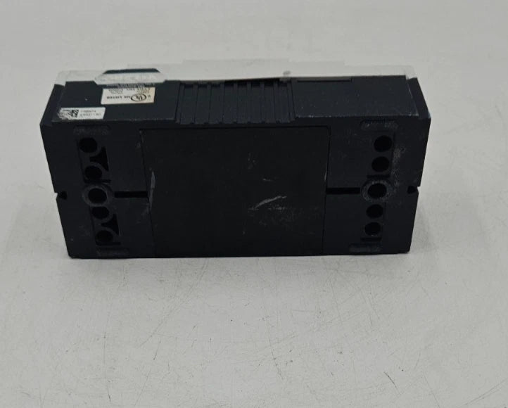 GENERAC GBU202B CIRCUIT BREAKER 200A 2P 120/240V 225AF 200 Amp 2 Pole White Used