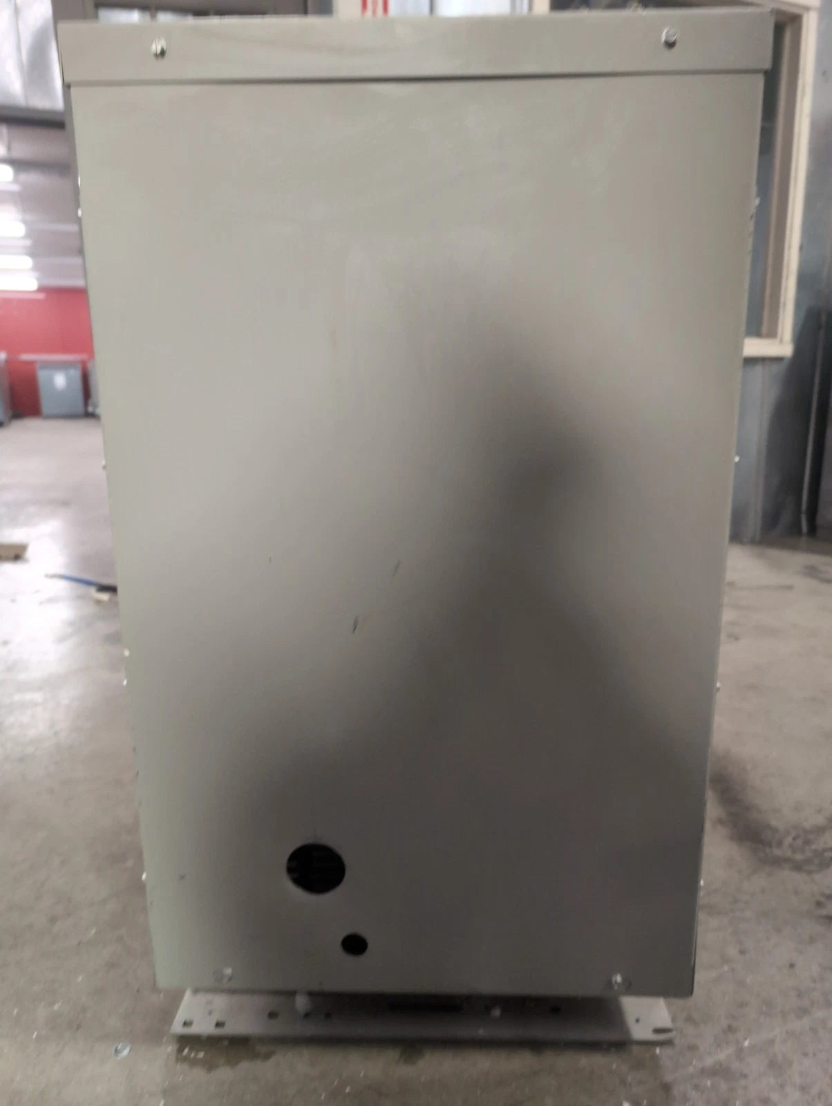 112.5KVA GE 9T23B3875 Transformer Pri 480V Sec 208/120V 3PH Indoor Encl Type QL Used