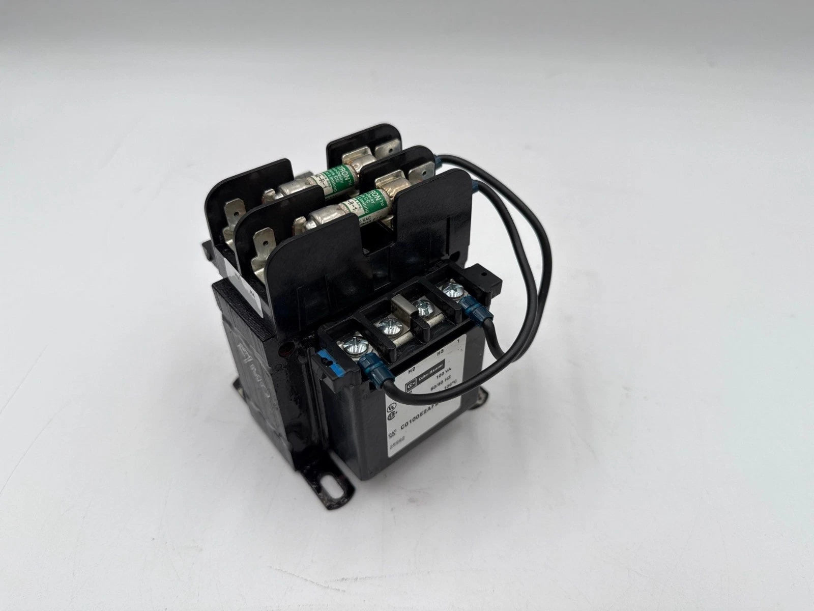 100VA Cutler Hammer C0100E2AFB Control Transformer 50/60Hz 240/480V Pri 120V Sec Used