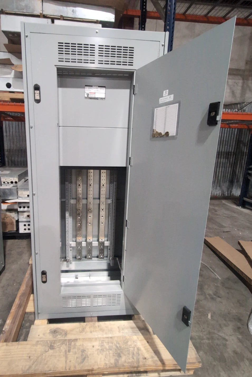 Siemens P5 Panelboard P5E75ML800ATS 800A 480/277V 3PH 4W 800 Amp MLO Panel New New