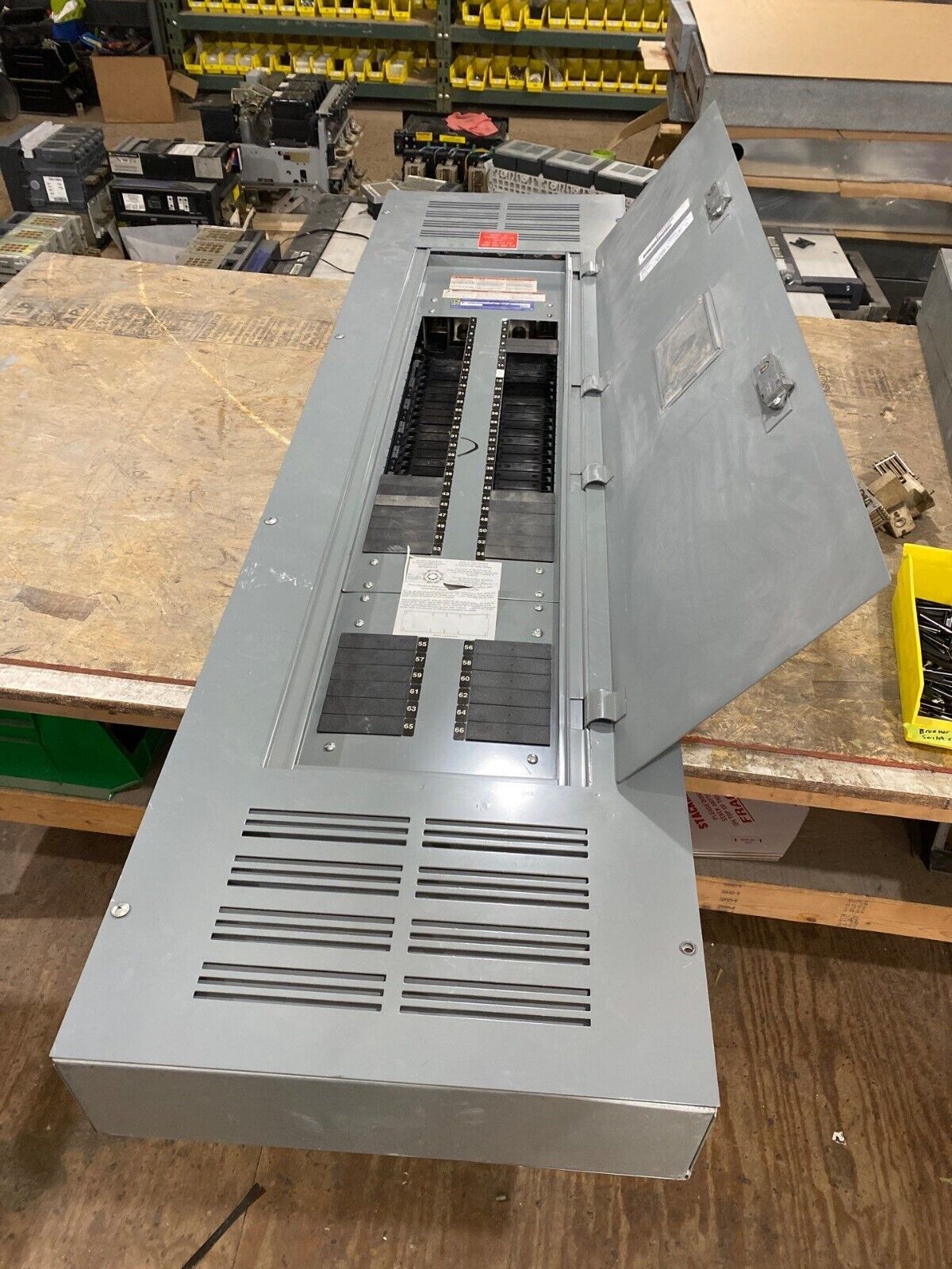 Square NF Panelboard 600A 480/277V 3PH 4W 66 Cir Indoor Encl MLO 600 Amp MH74BE P653 Used