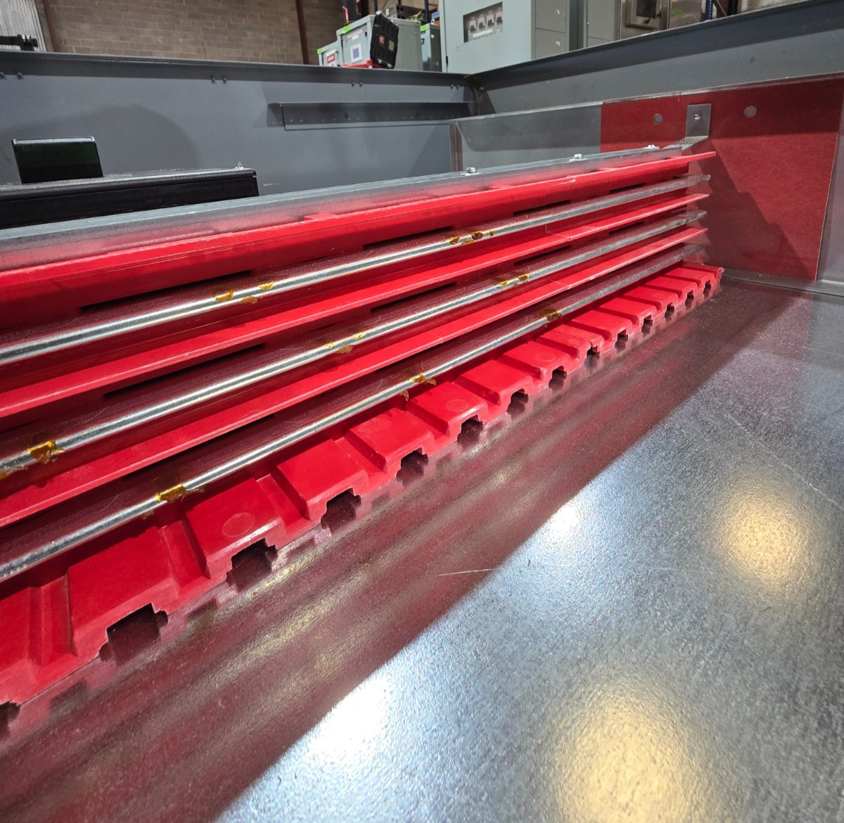 Square D HCP I-Line Panelboard 400A 480V 3PH 3W MCB Main LI36400 3R Encl 30 Cir Used