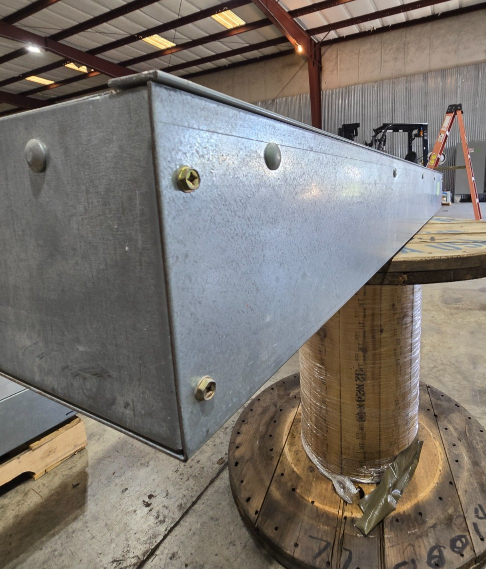 Eaton PRL3A Panelboard 400A 480V 3PH 3W MCB 400 Amp Panel HFD3225 225 Amp Used