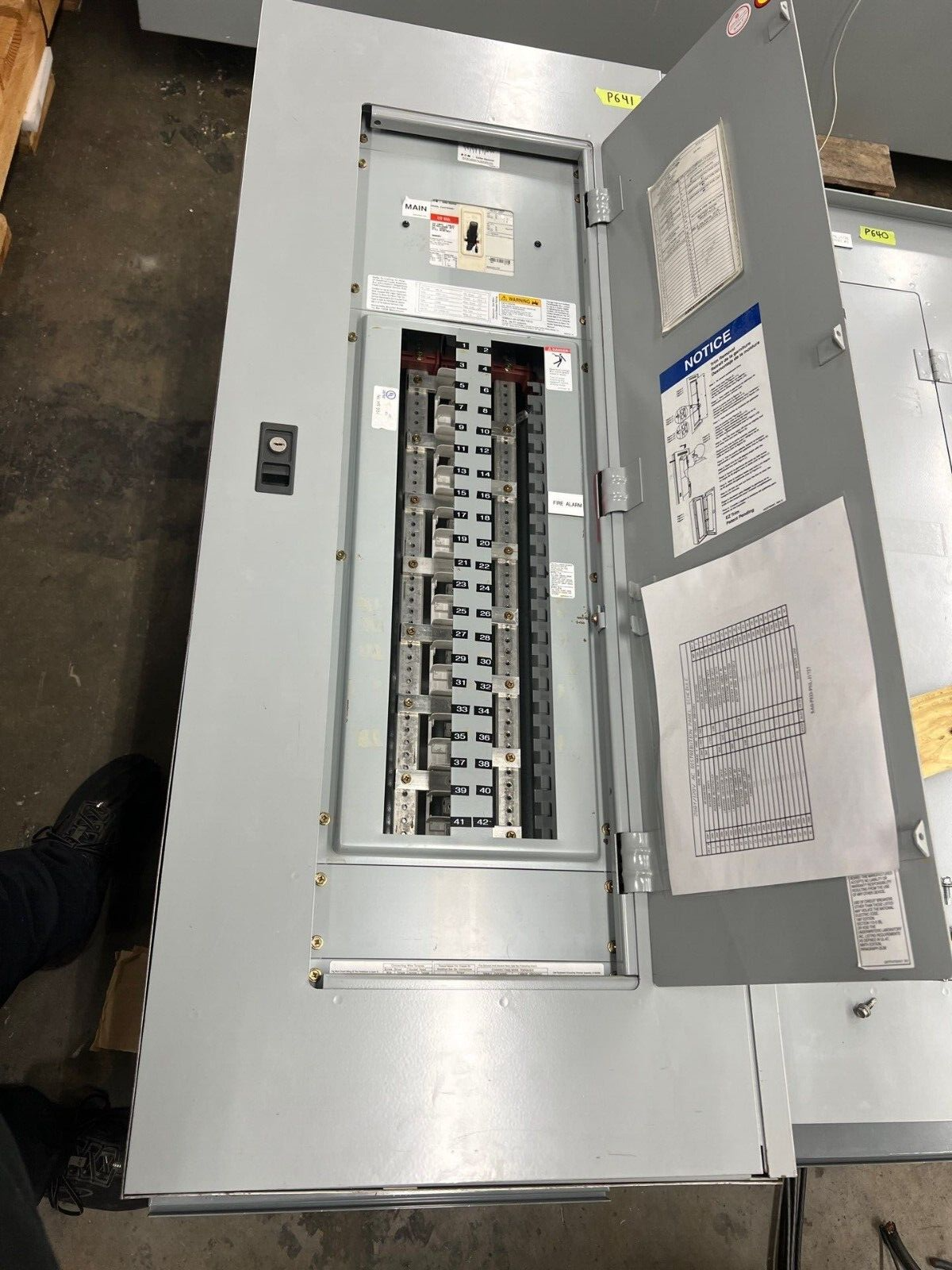 Eaton PRL1A Panelboard 225A 208/120V 3PH 4W 42 Circuit Indoor Encl MCB ED3225 P641 Used