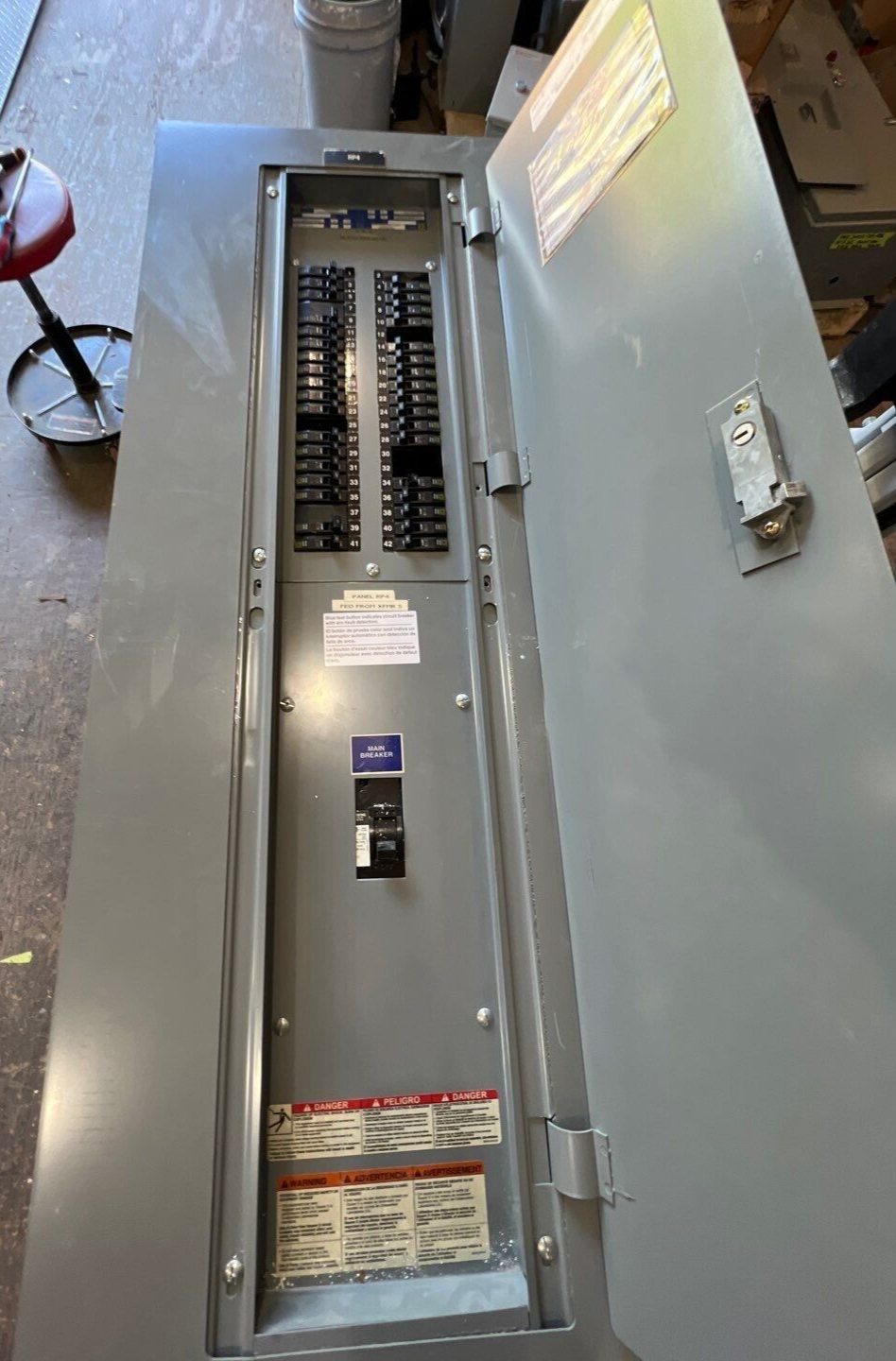 Sq D NQOD Panelboard 150A 208Y/120V 3PH 4W 42 Circuit Main Q2L3150 MCB 150 Amp P253 Used