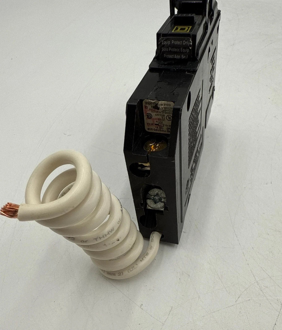 Square D QOB130EPD Circuit Breaker 30A 1P 120V 1PH Equip Ground Fault 30 Amp Used