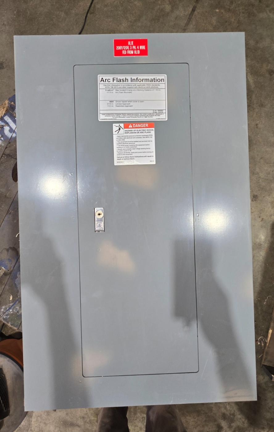 Square D NQOD430L225 Panelboard 225A 208/120V 3PH 4W MLO Panel 225 Amp 30 Cir Used