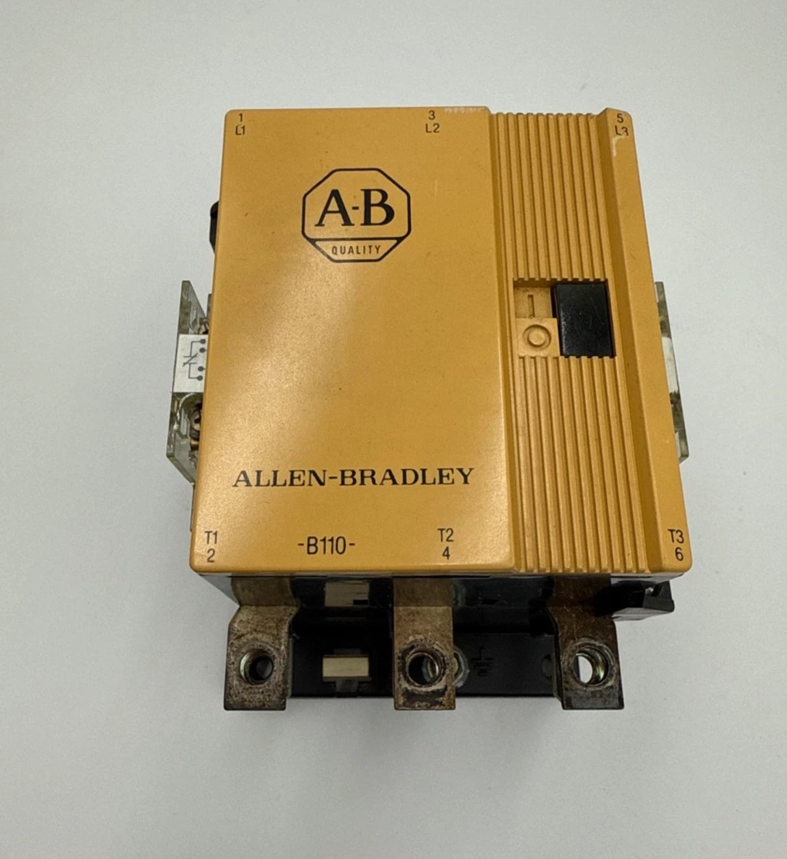 AB 100-B110ND3 Contactor 110A 3P 600V 3PH 100HP Coil 110/120V 100-B110N*3 Used