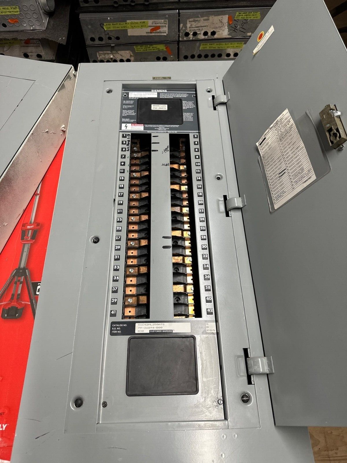 Siemens S1C42ML250ATS S1 Panelboard 250A 208/120V 3PH 4W Indoor Encl MLO 42 Cir P066 Used