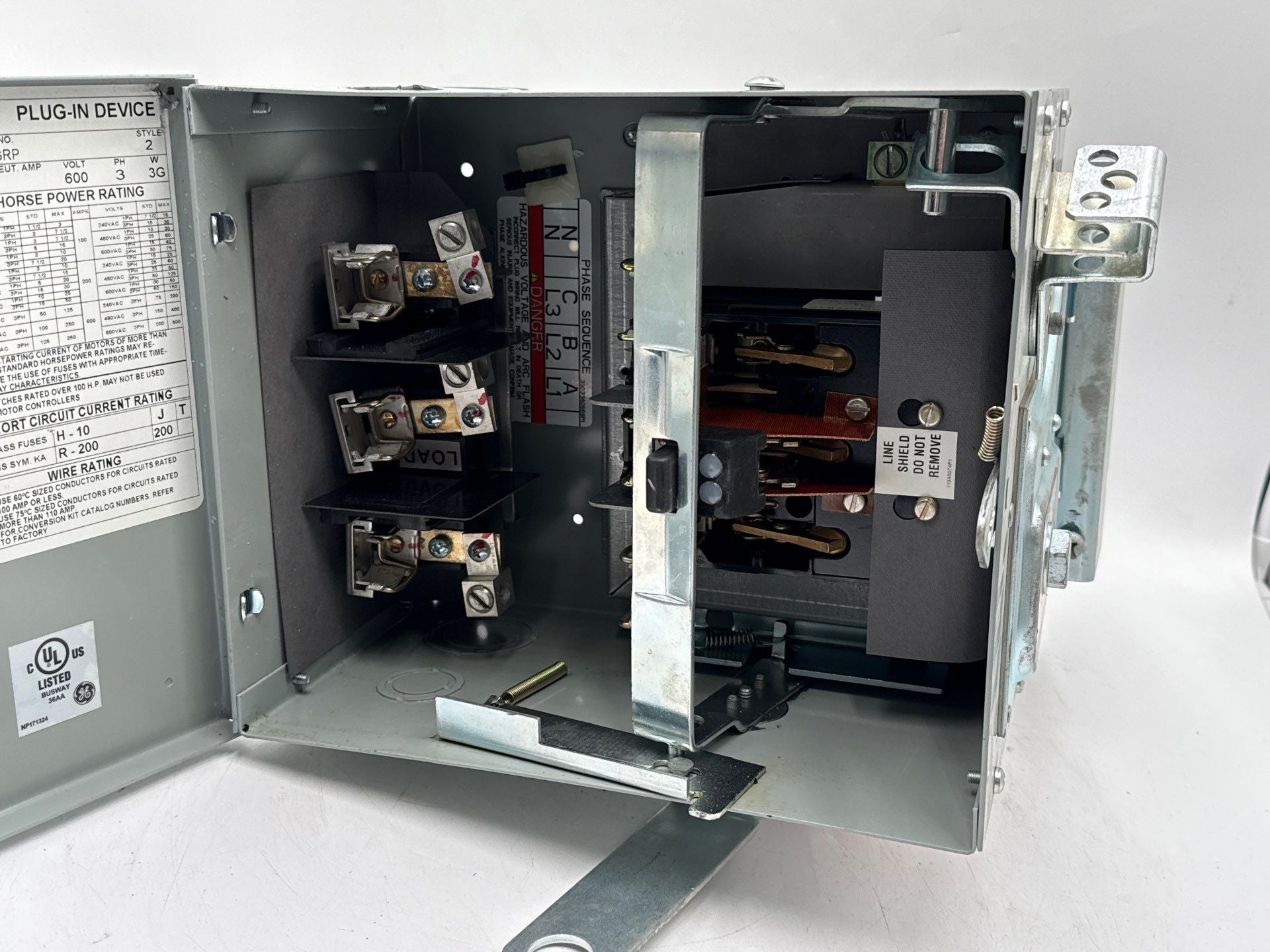 GE SB362RGRP Bus Plug 60A 3PH 3W 600V Spectra Busway Switch Flex A Plug Used