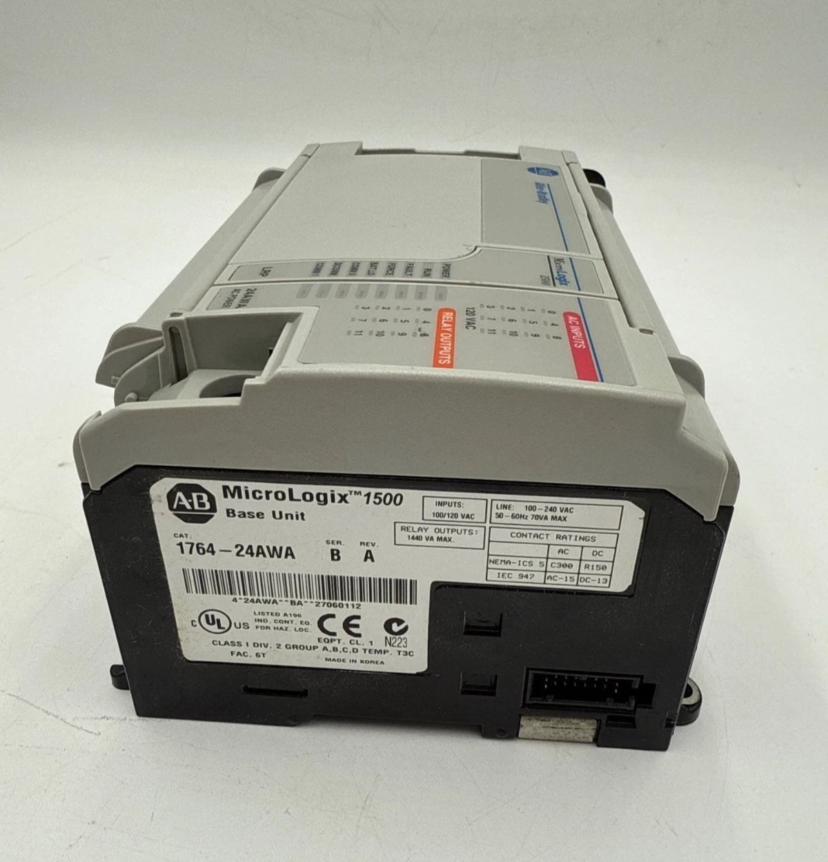 Allen-Bradley MicroLogix 1500 1764-24AWA Controller Base Unit 12 AC INPUT 12 Out New
