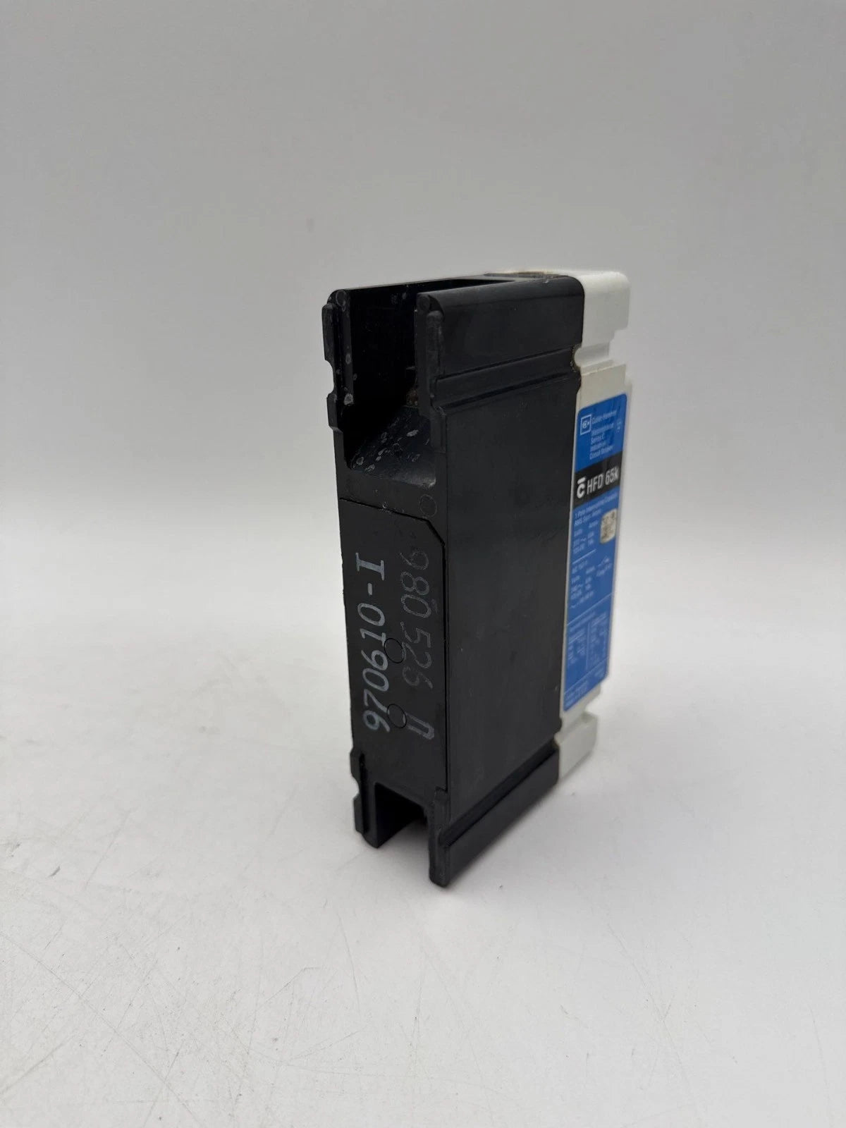 Cutler Hammer HFD1035 Circuit Breaker 35A 1P 277V HFD 65k 35 Amp 1 Pole Bolt On Used