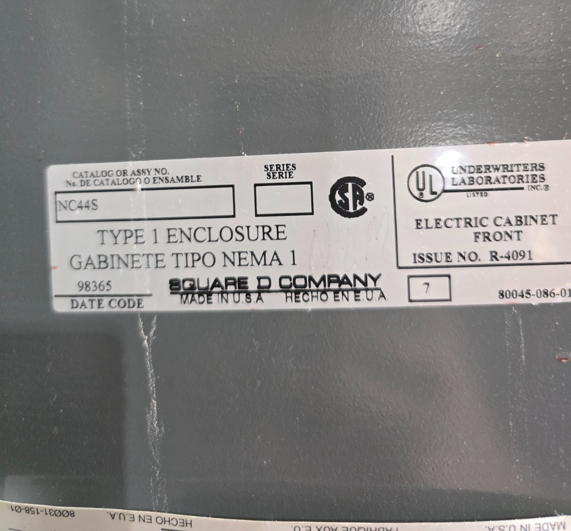 Square D NF Panelboard 250A 600/347V 3PH 4W MLO 250 Amp Panel 42 Cir Indoor MH44 Used