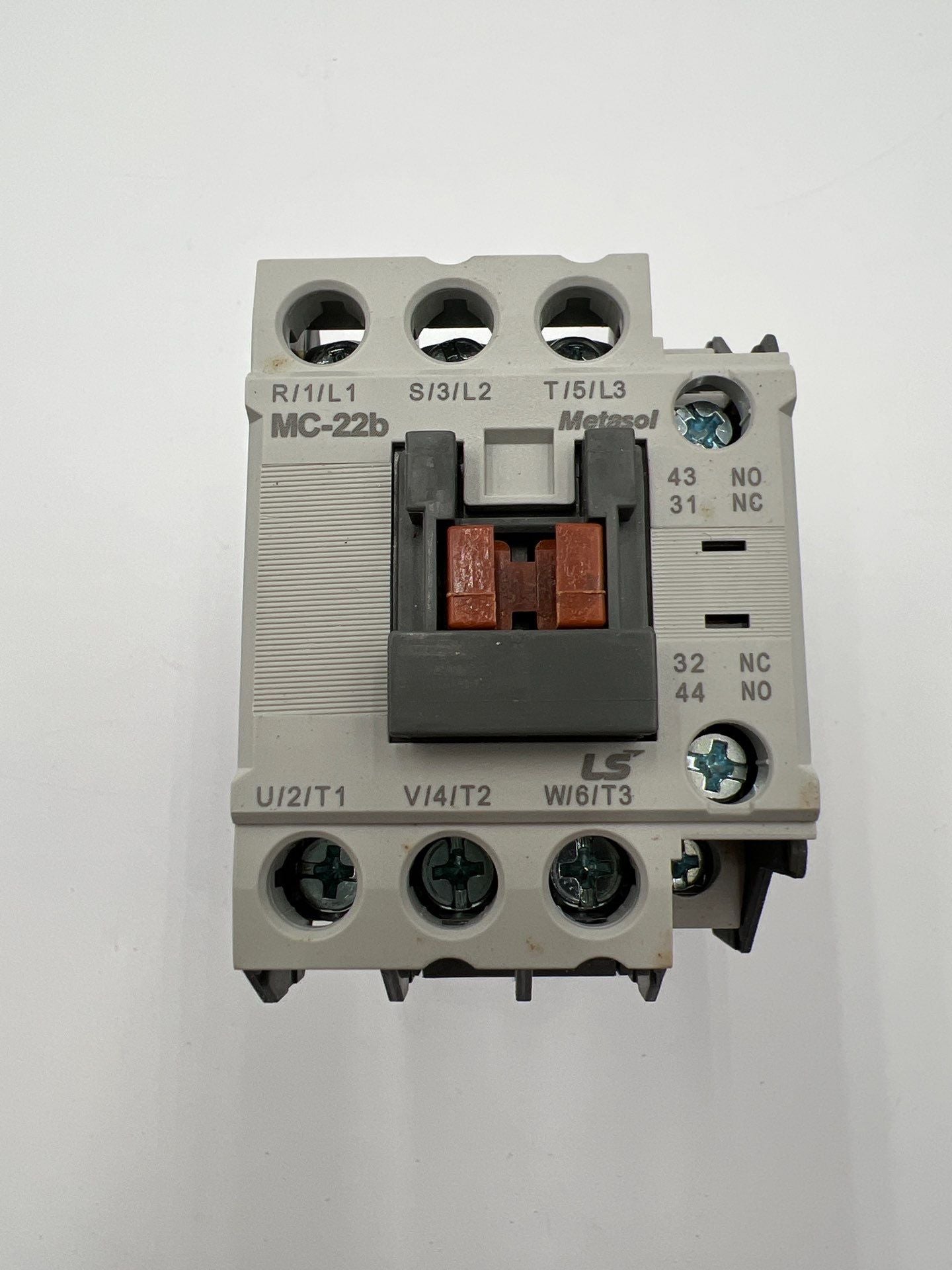 LS Electric MC-22b-1a1b Used