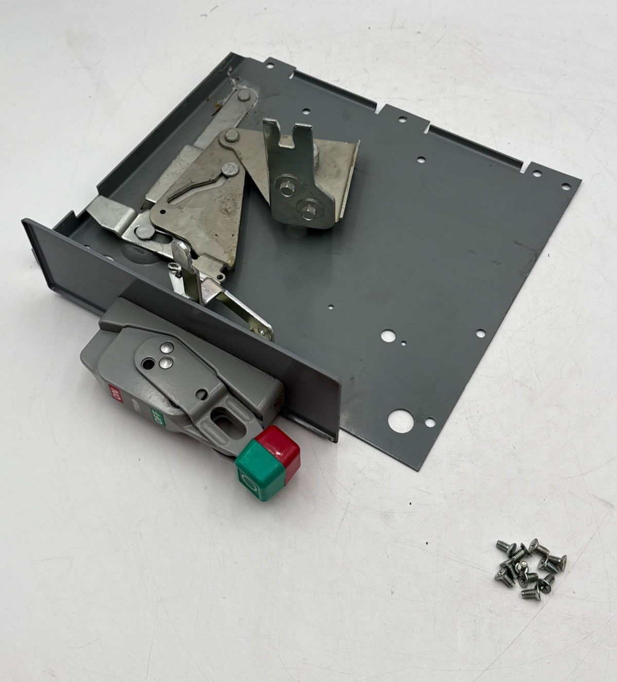 Square D Model 6 MCC Bucket Handle Switch Replacement With Side Plate 12" Used