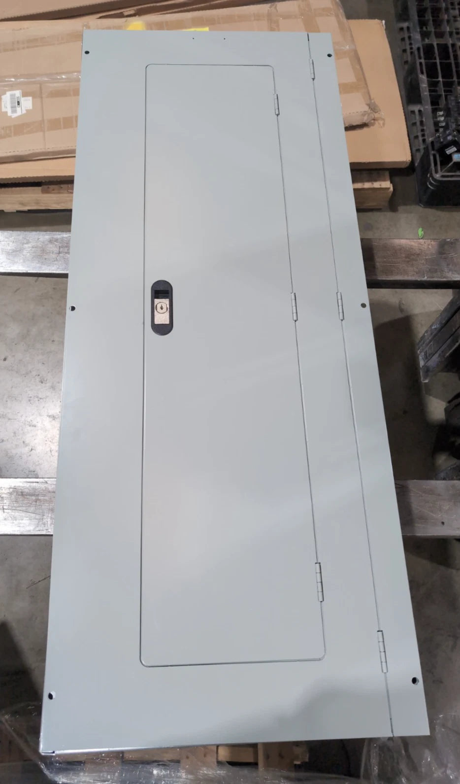 Siemens P1 Panelboard 250A 480/277V 3PH MLO Panel 250 Amp 54 Cir P1E54ML250ATST New