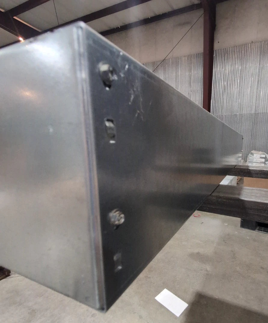 Siemens P1 Panelboard 250A 480/277V 3PH MLO Panel 250 Amp 42 Cir P1E42ML250ATST New