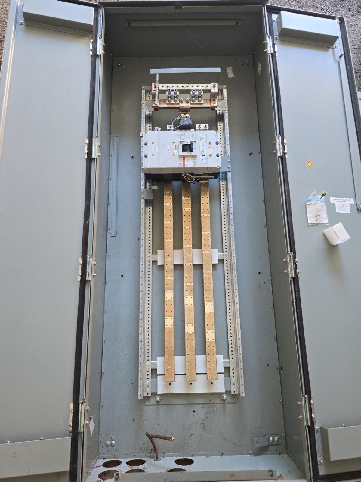 Eaton PRL4B Panelboard 1200A 480/277V 3PH MCB Panel 1200 Amp NGH312039E LSIG 3R Used