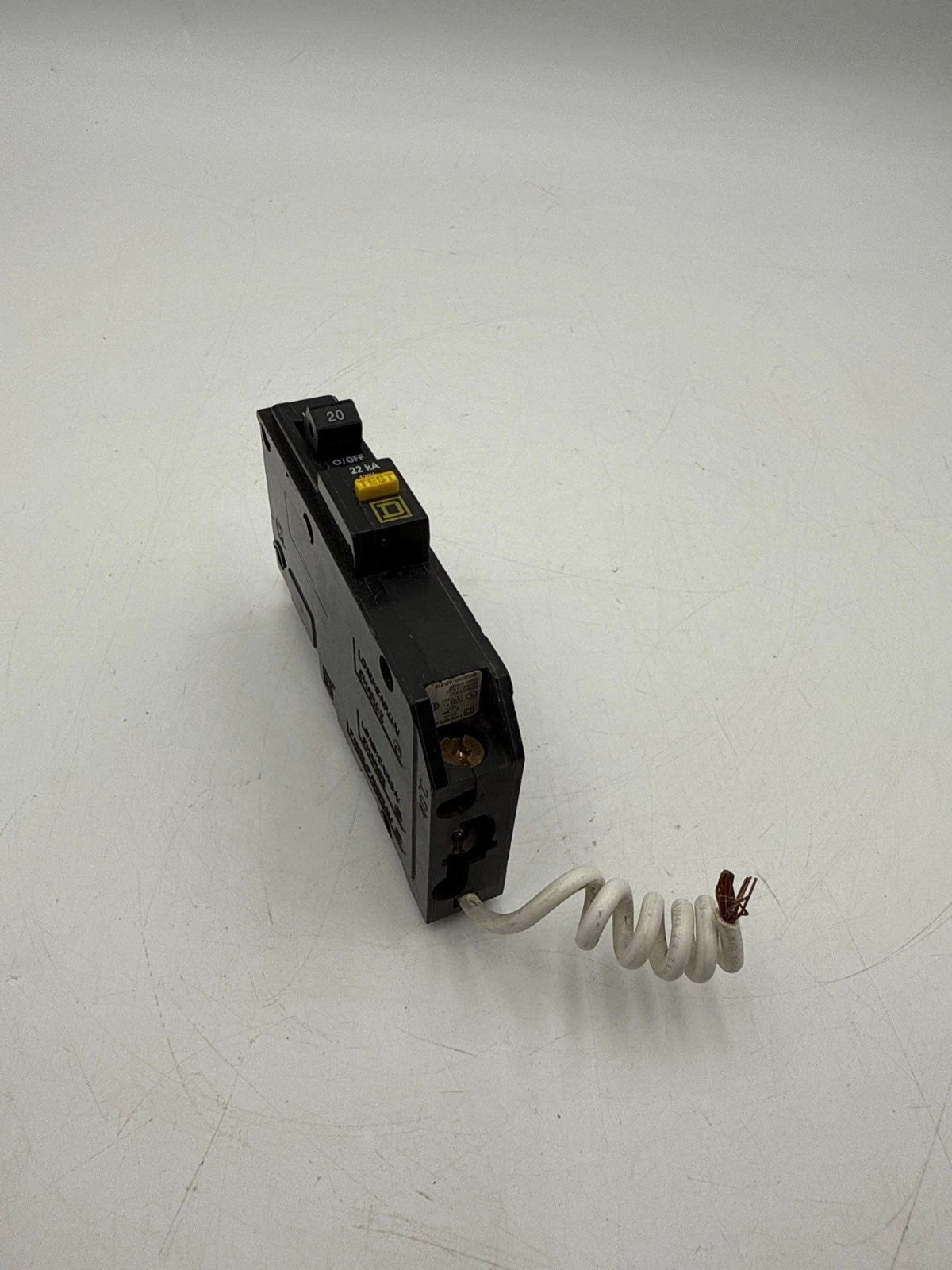 Square D QOB120VHGFI Circuit Breaker 20A 1P 120V QOB 20 Amp 22kA Ground Fault Used