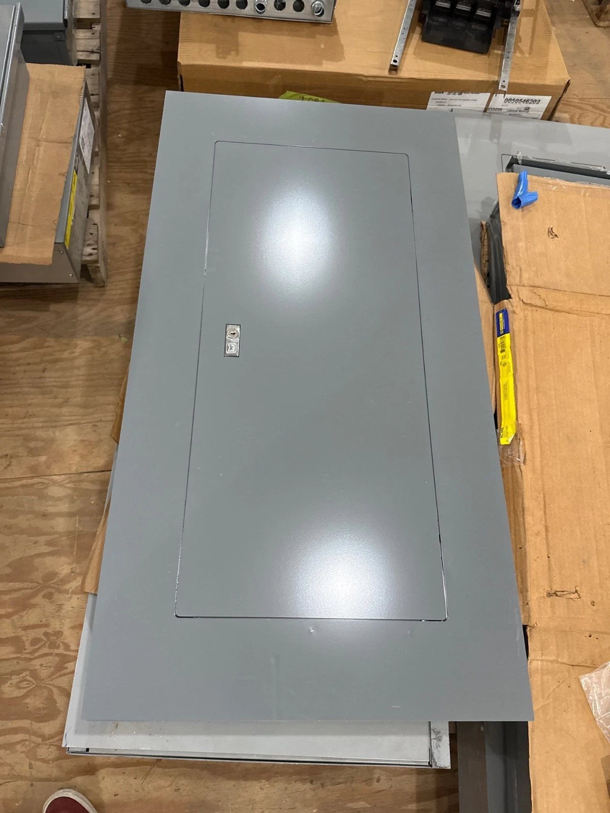 Square D NF430L2C Panelboard 250A 600/347V 3PH 4W NF MLO Panel 250 Amp 30 Cir New