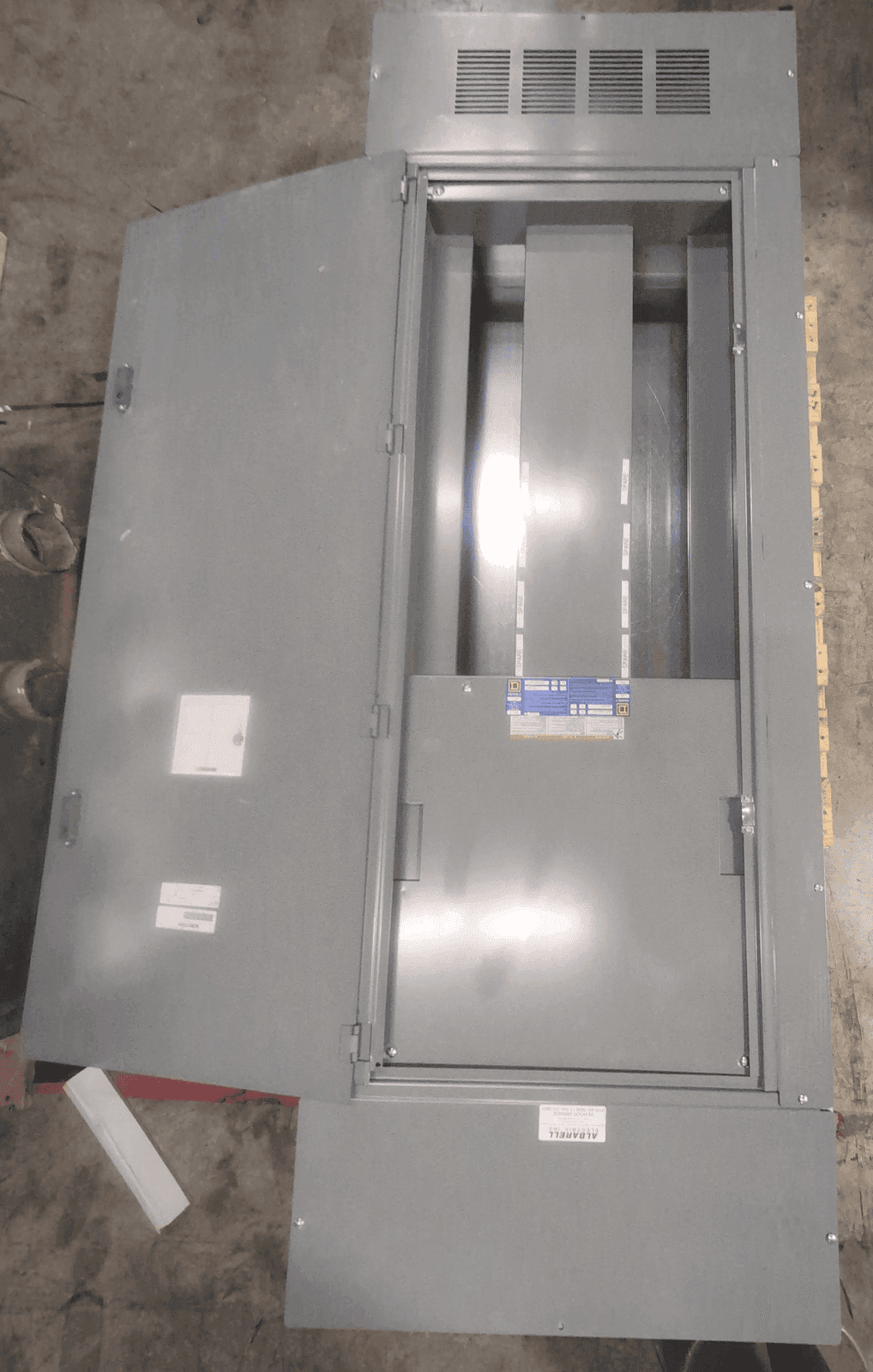 Square D HCM I LINE 800A 208/120V MLO Panelboard NEMA 1