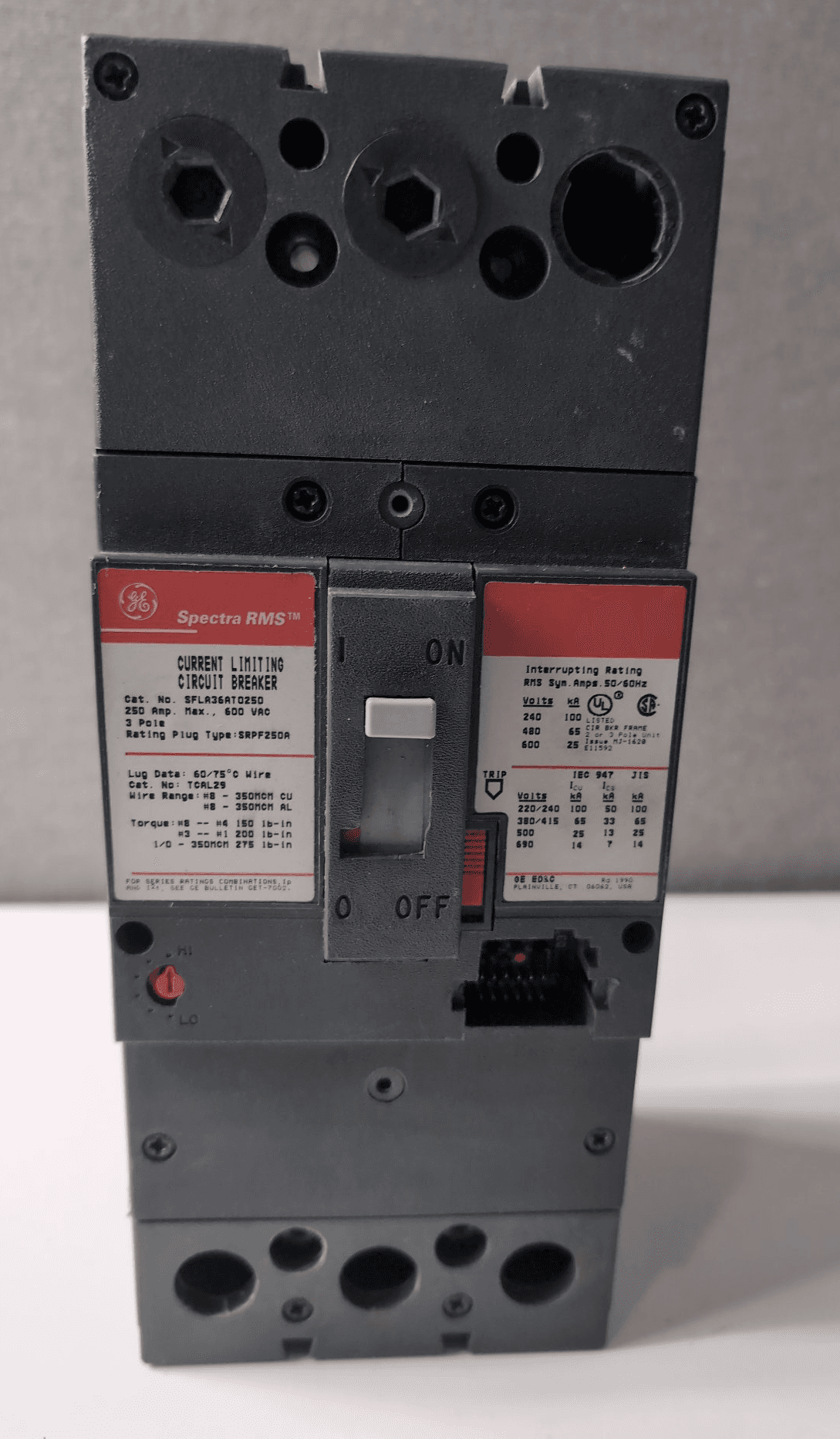 GE SFLA36AT0250 Circuit Breaker — image 1 of 7