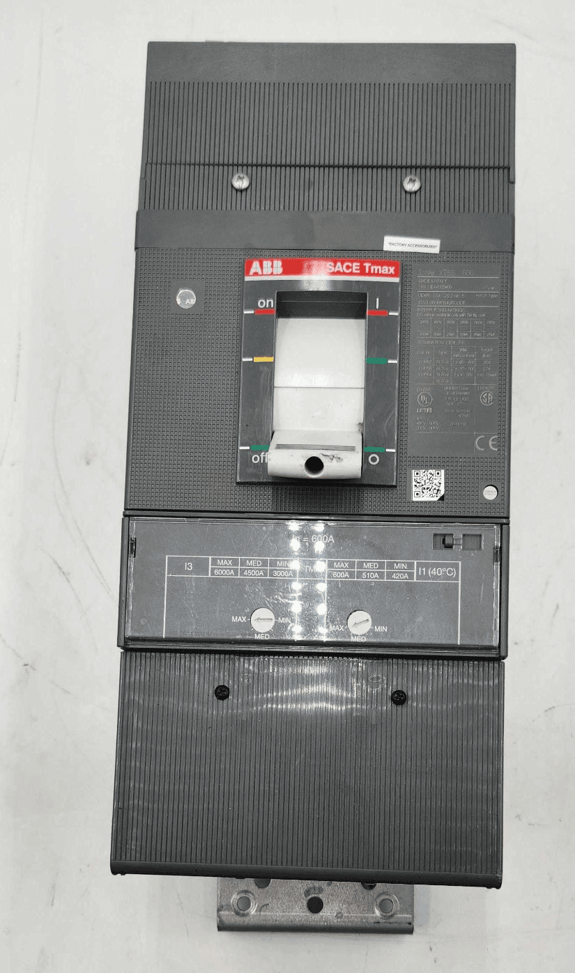 ABB XT5SU360BBFF000XXX Circuit Breaker — image 1 of 6