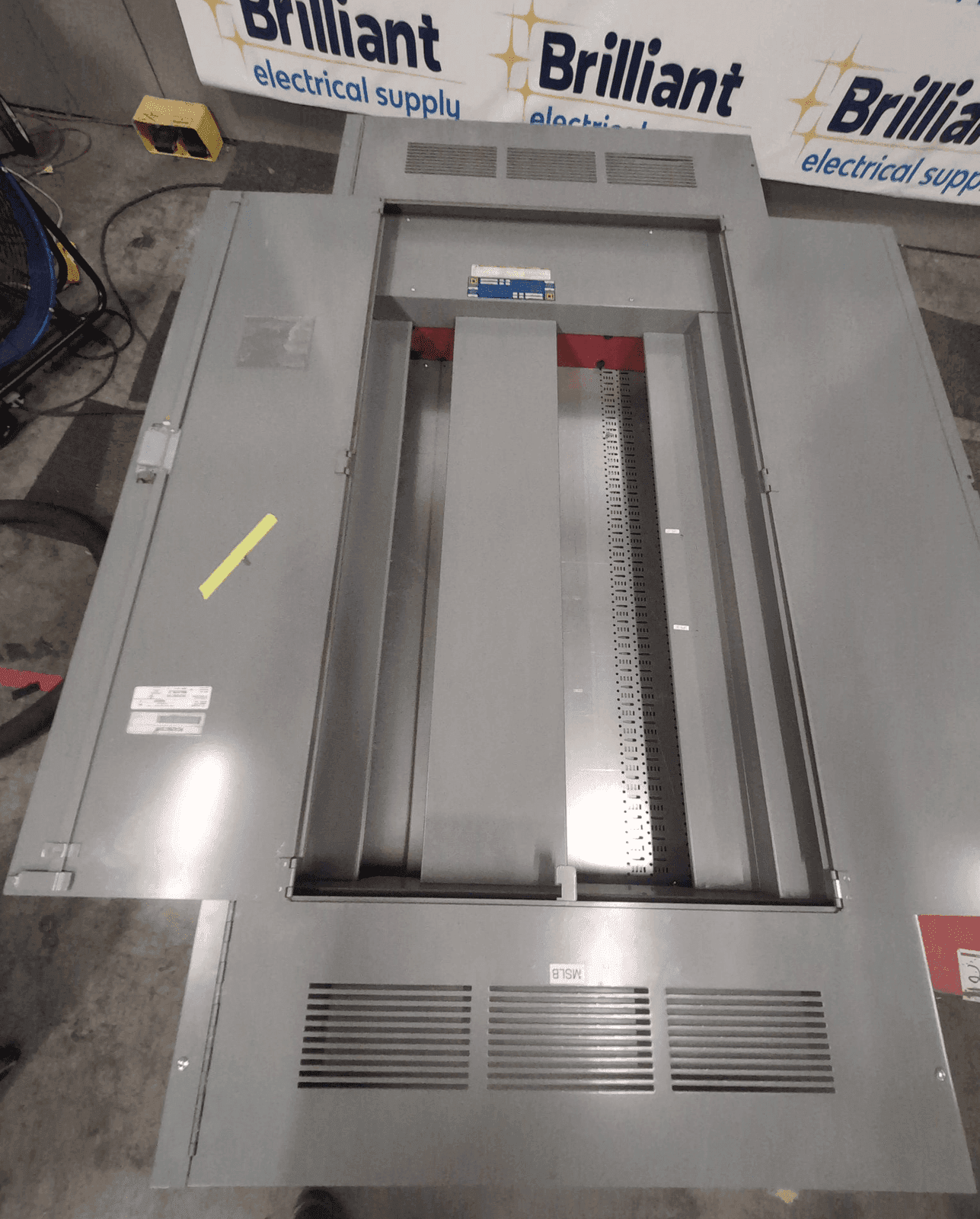 Square D E1 12277710410050001 Panelboard 1200A 480Y/277V MLO 66 Cir NEMA 1