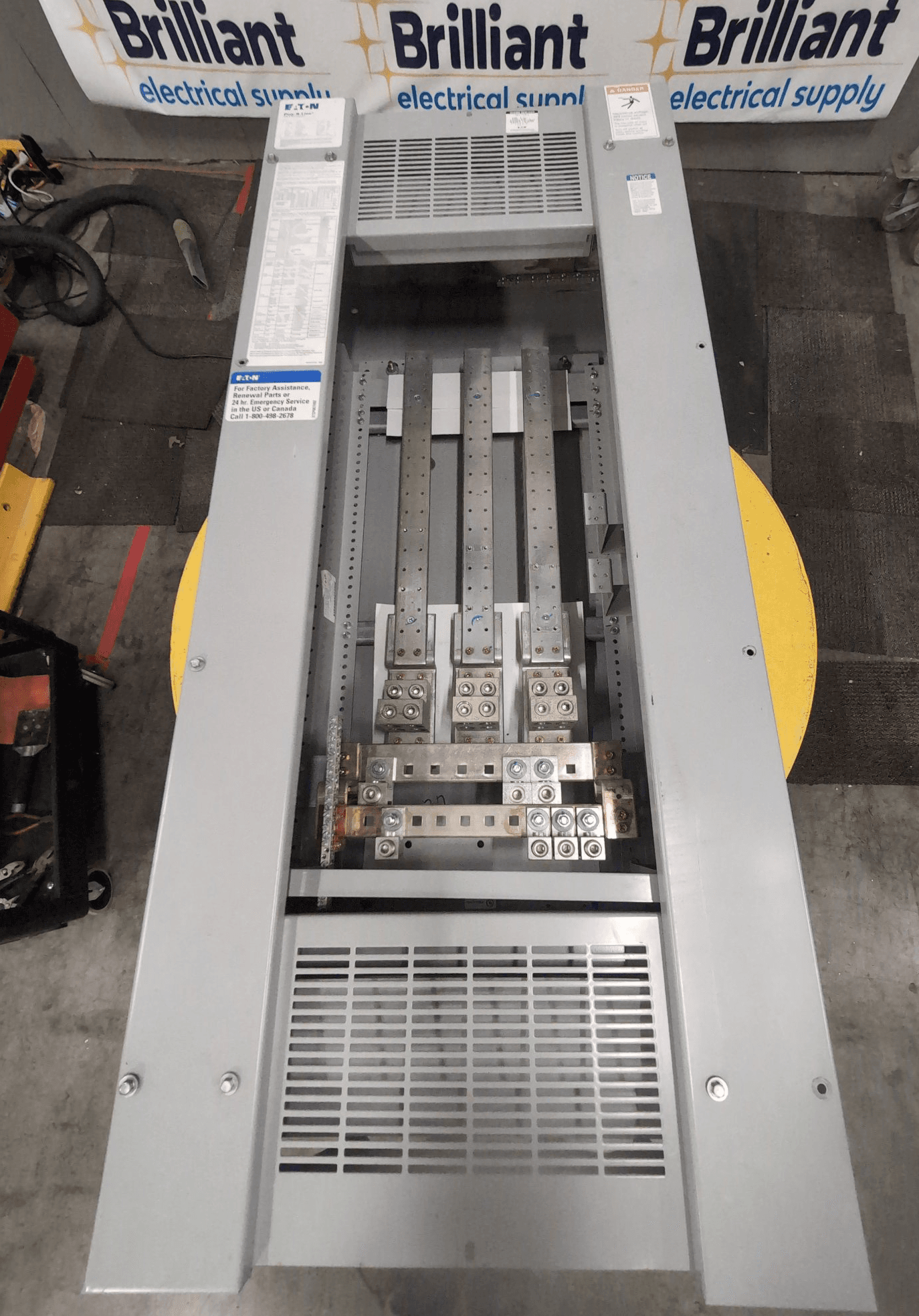Eaton PRL4E Panel — image 1 of 13