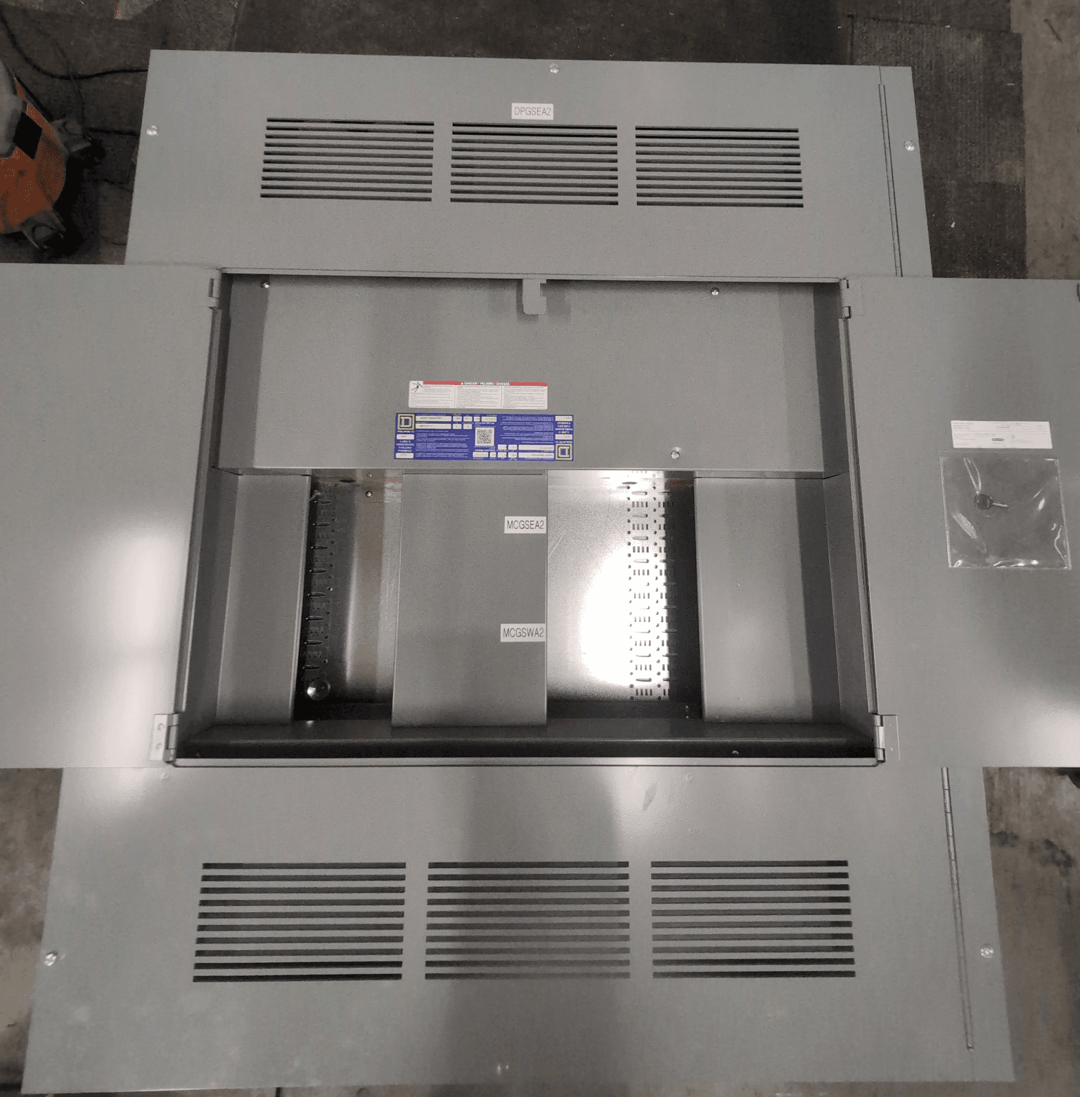 Square D HCP I-Line Panel — image 1 of 13