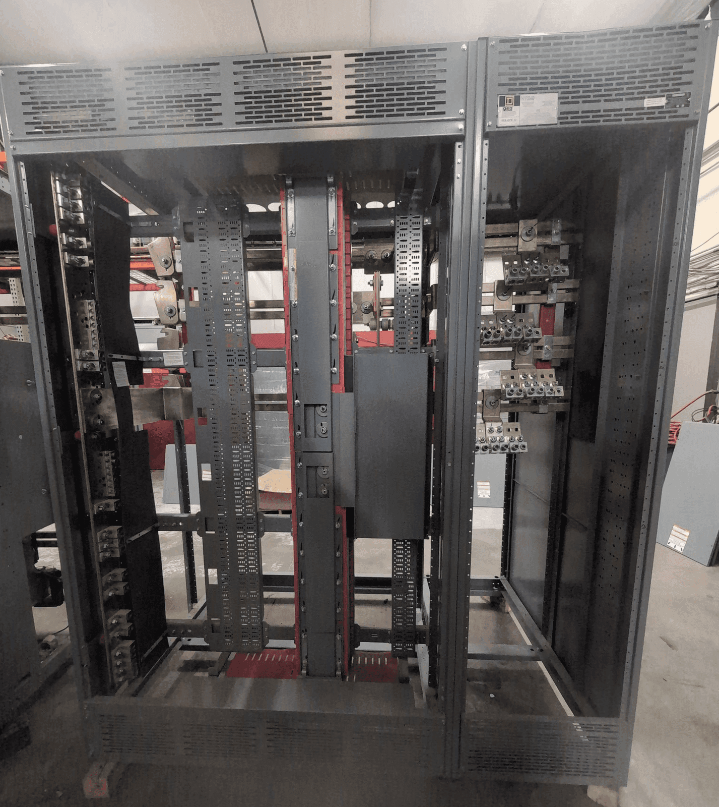 Square D QED Switchboard 2000A 480Y/277V 3PH 4W NEMA 1