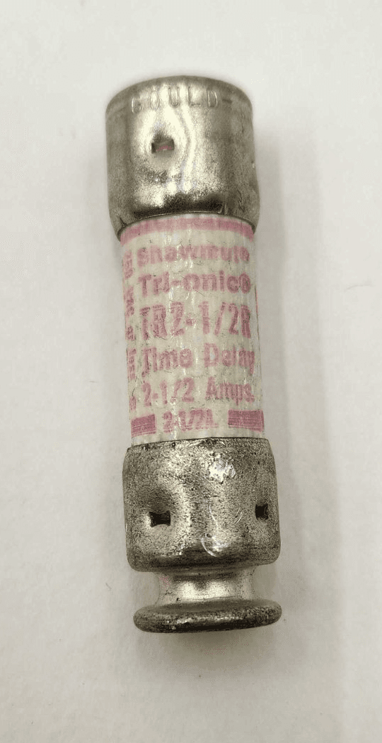 Gould Shawmut TR2-1/2R Fuse — image 1 of 4