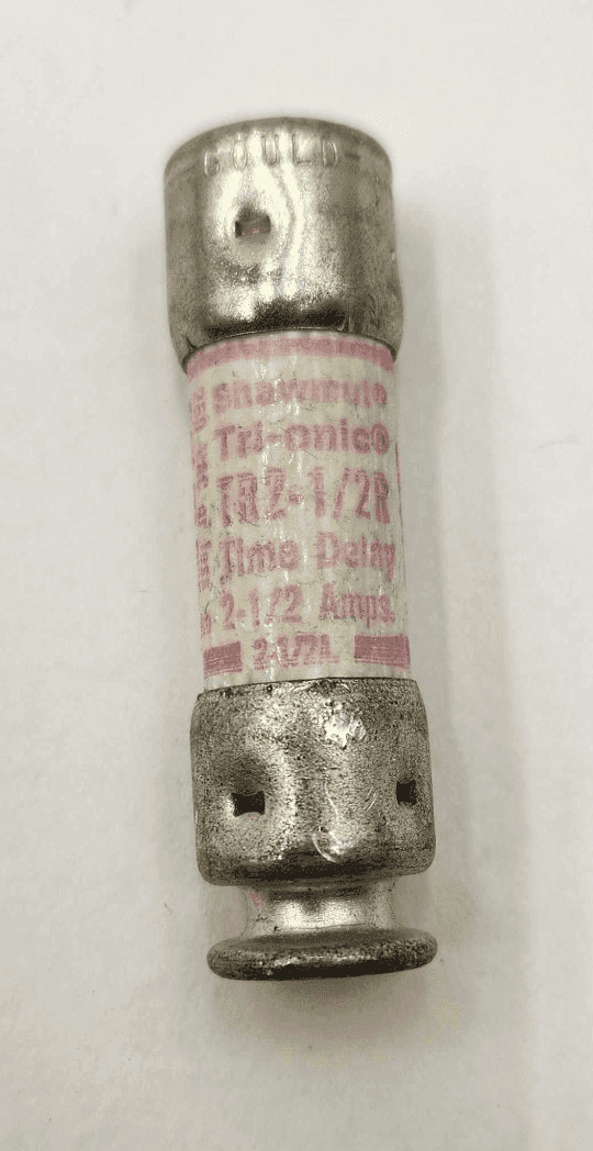 Gould Shawmut TR2-1/2R Fuse — image 1 of 4
