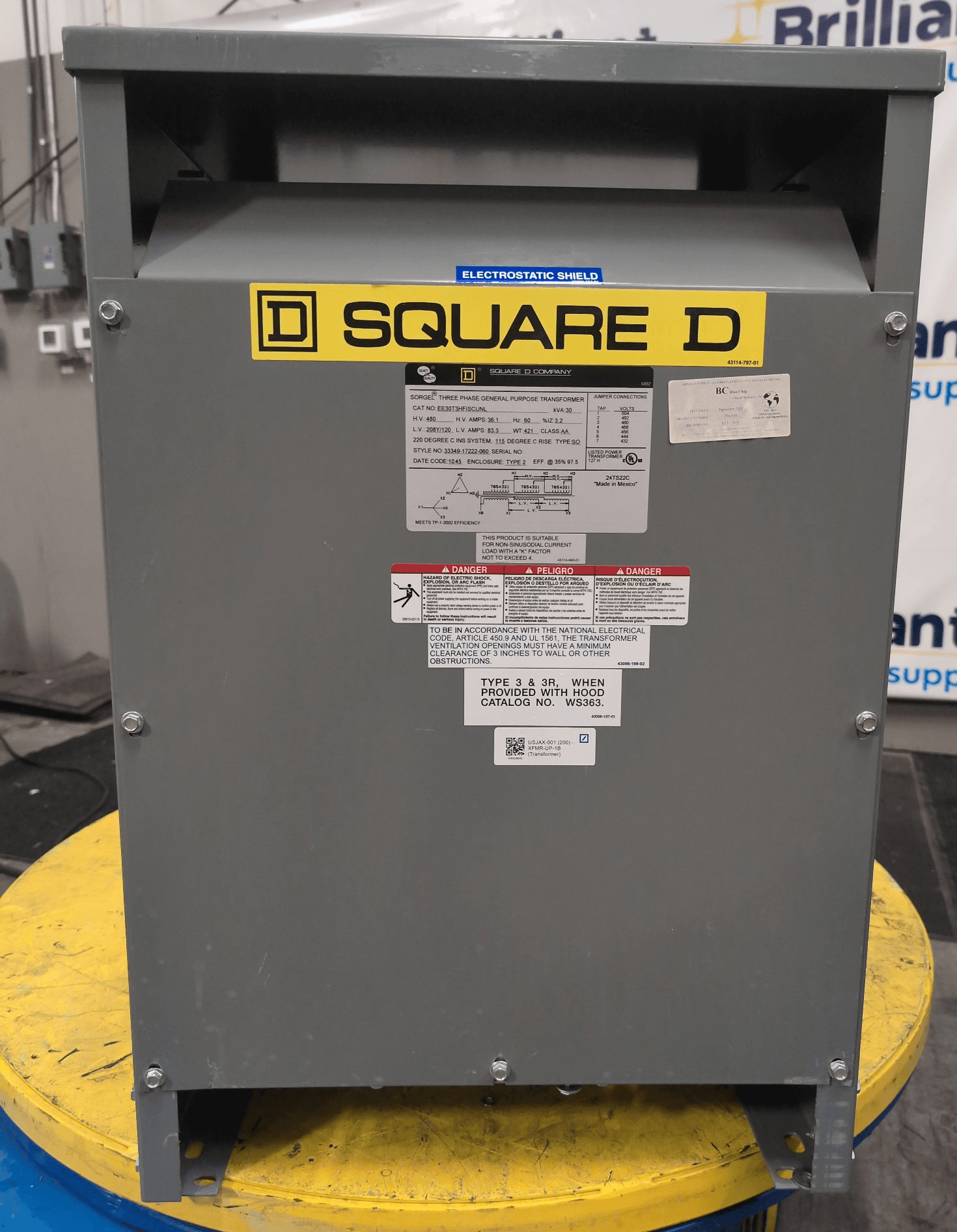 Square D EE30T3HFISCUNL 30kVA Dry Type Transformer 480V/208-120V NEMA 2