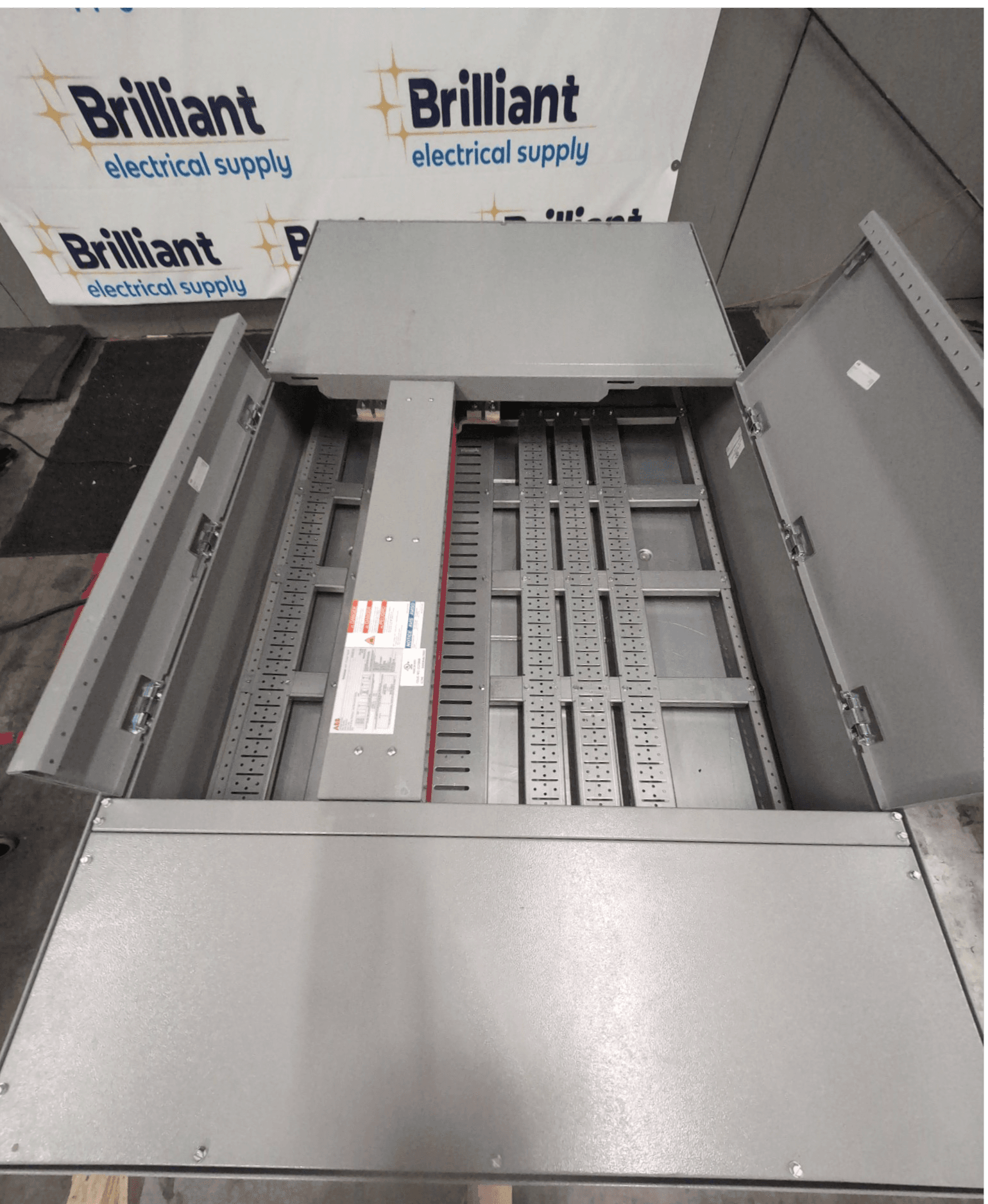 ABB IN3212BL3H2 ReliaGear MLO Panelboard 1200A 600/347V 64 Cir NEMA 1