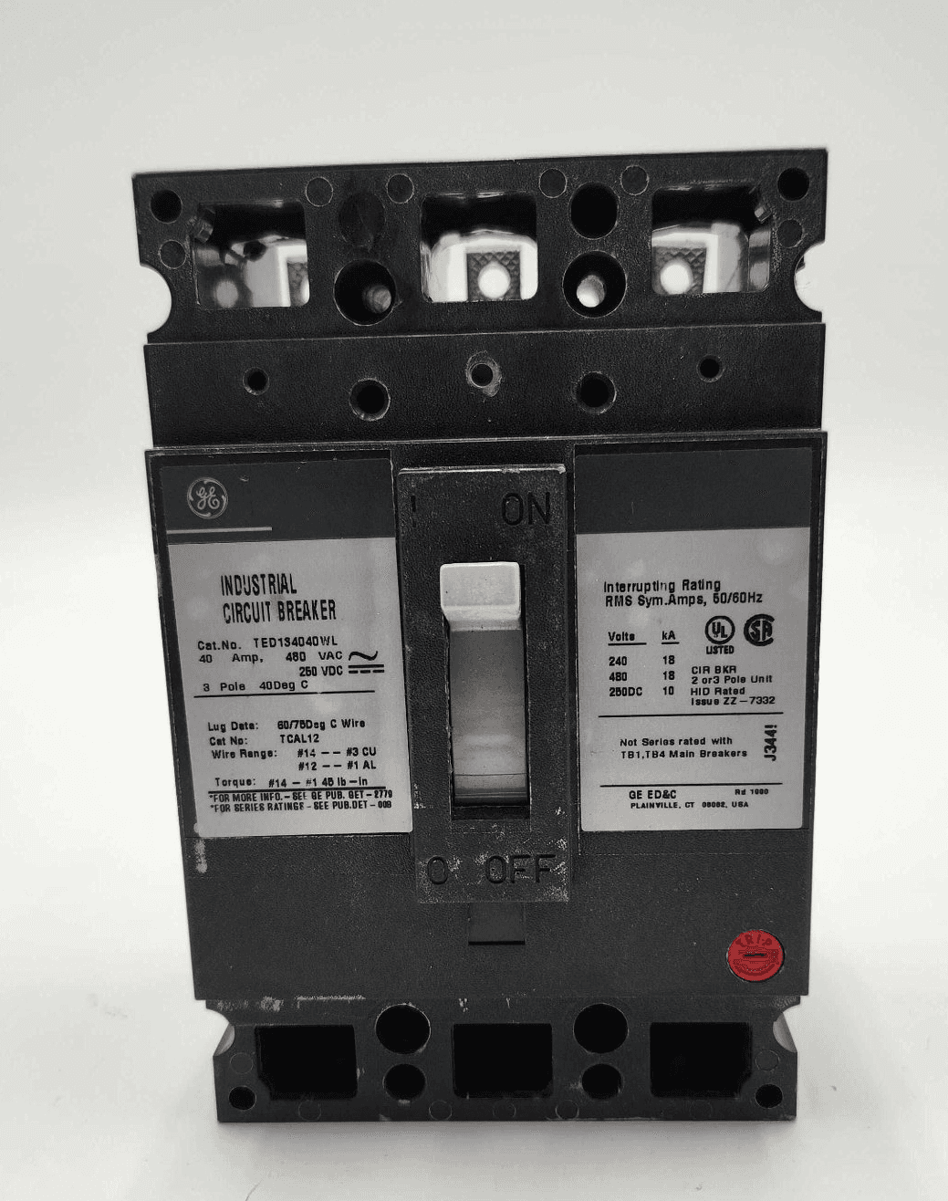 GE TED134040WL Circuit Breaker — image 1 of 7