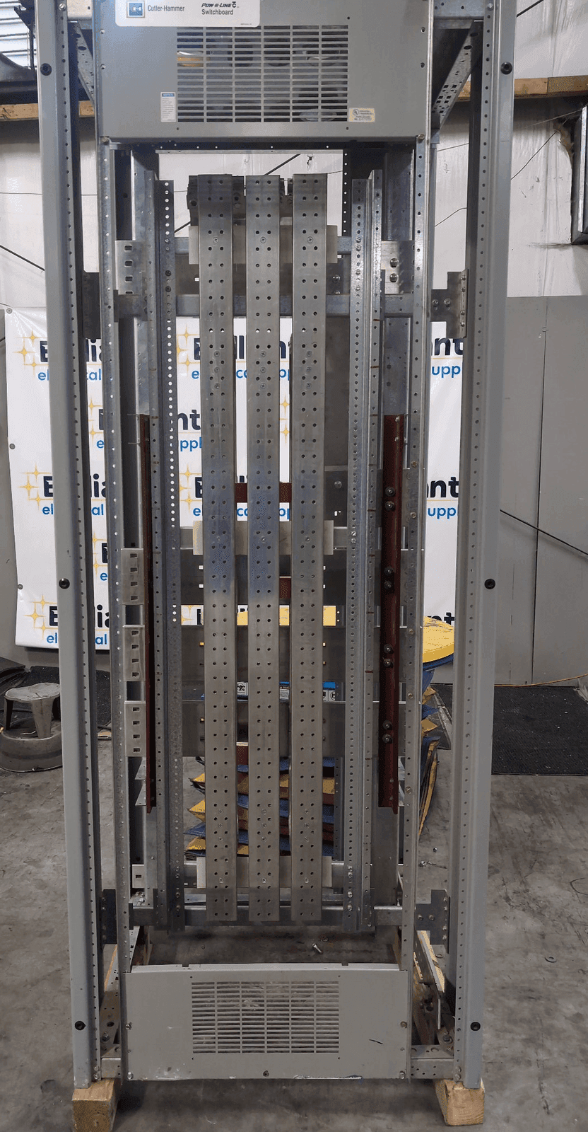 Cutler-Hammer POW-R-LINE C Switchboard — image 1 of 11