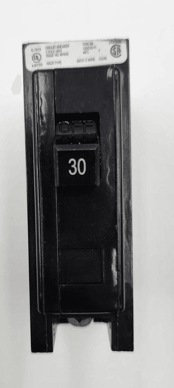 Cutler-Hammer BAB1030 Circuit Breaker — image 1 of 6