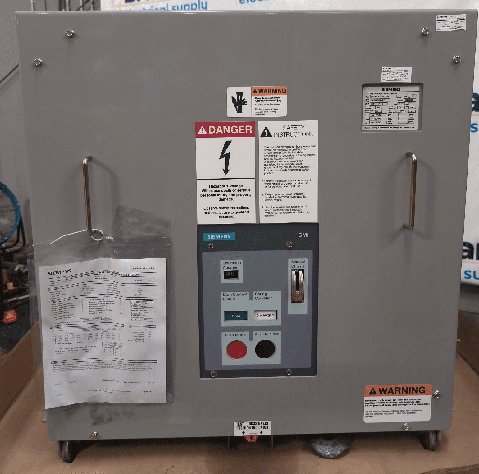 SIEMENS 15-GMI-500-1200-37 Circuit Breaker — image 1 of 9
