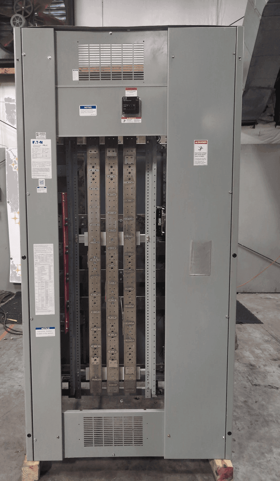 Eaton PRL-C Switchboard — image 1 of 11