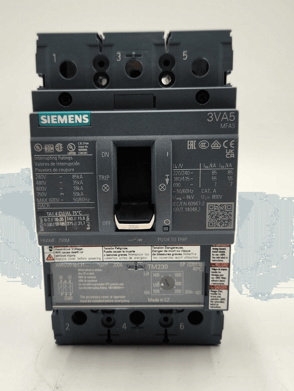 Siemens 3VA5220-5EC31-0AA0 Circuit Breaker — image 1 of 9