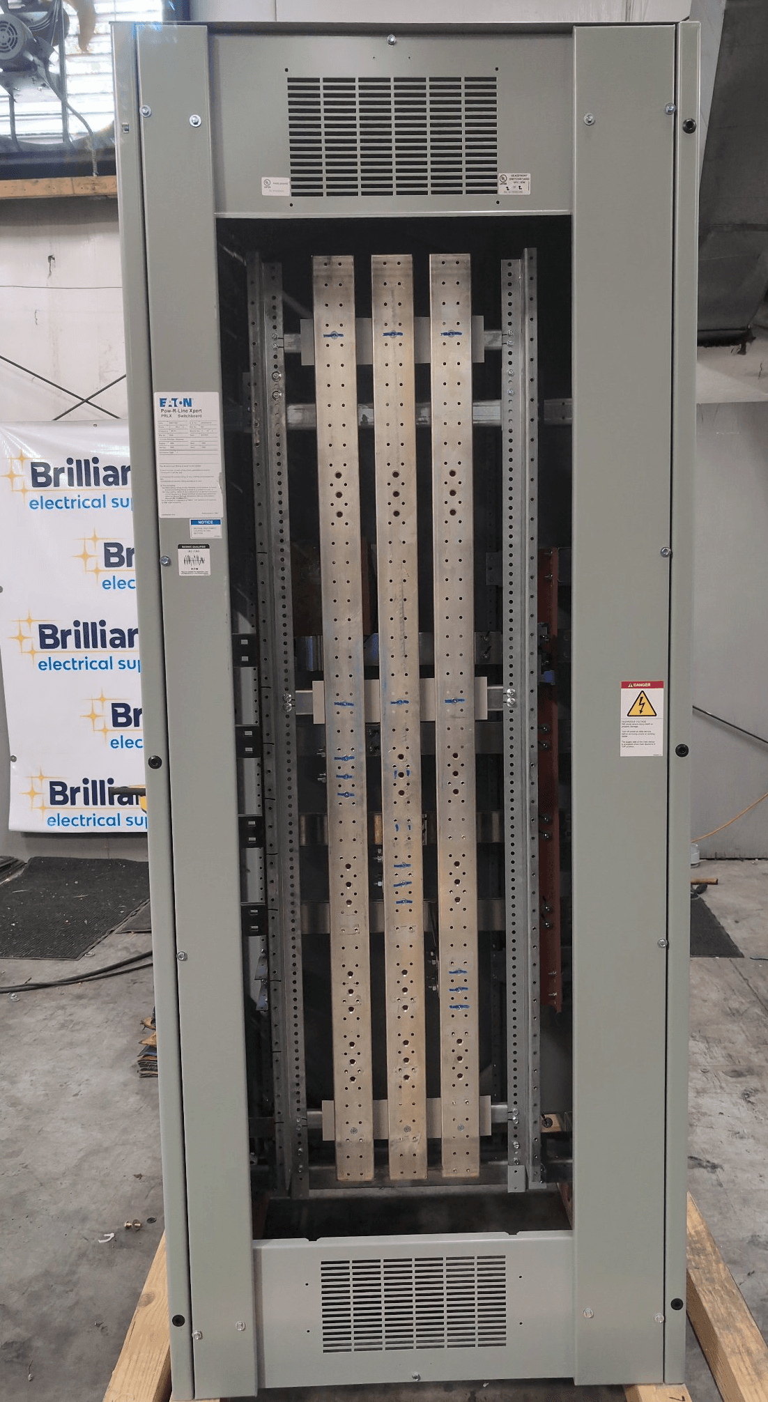 Eaton PRLX Switchboard — image 1 of 11
