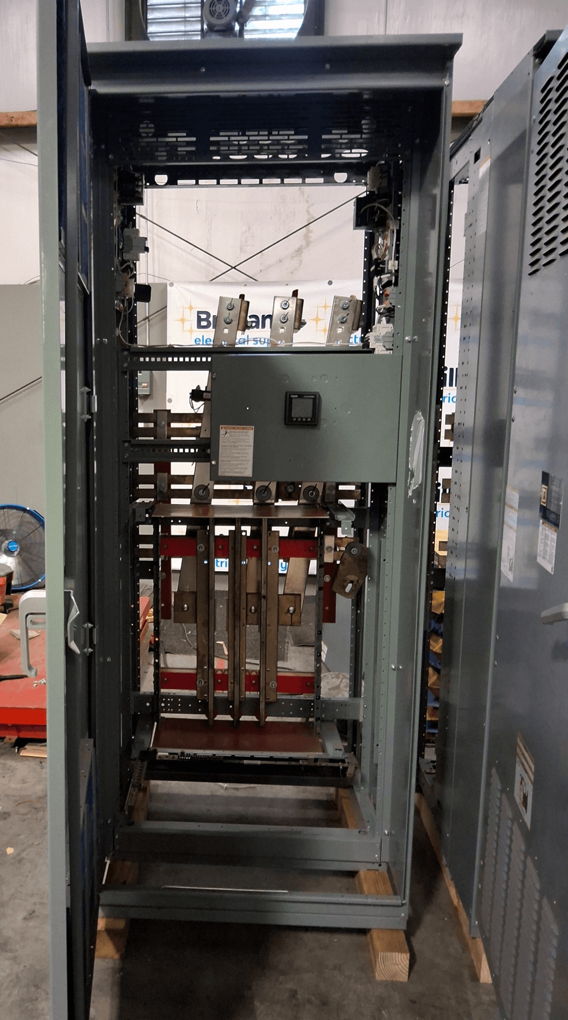 Square D SQUARE D QED Switchboard 800A 480Y/277V 3PH 4W