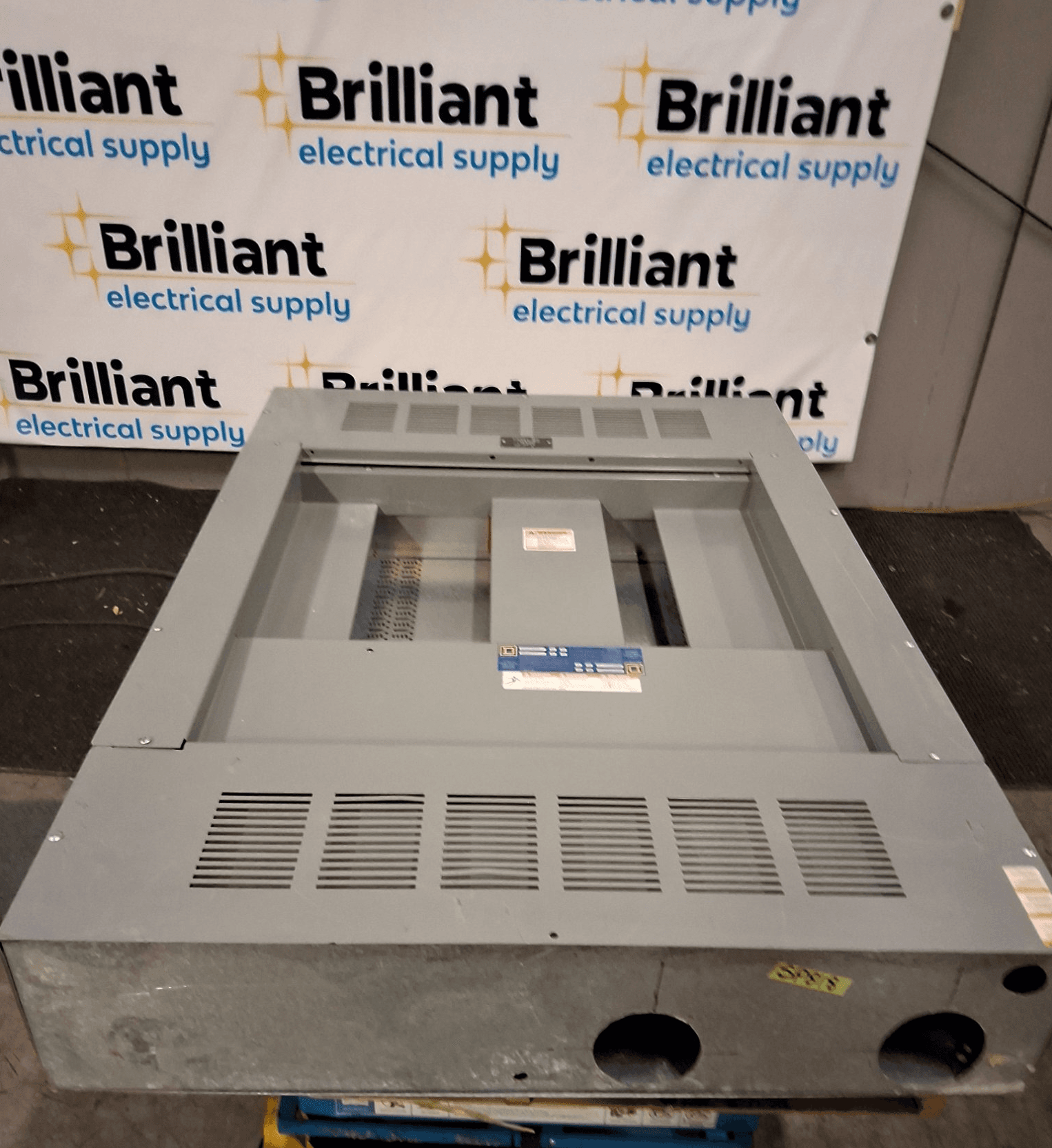 Square D I Line 800A 480Y/277V MLO Panelboard NEMA 1