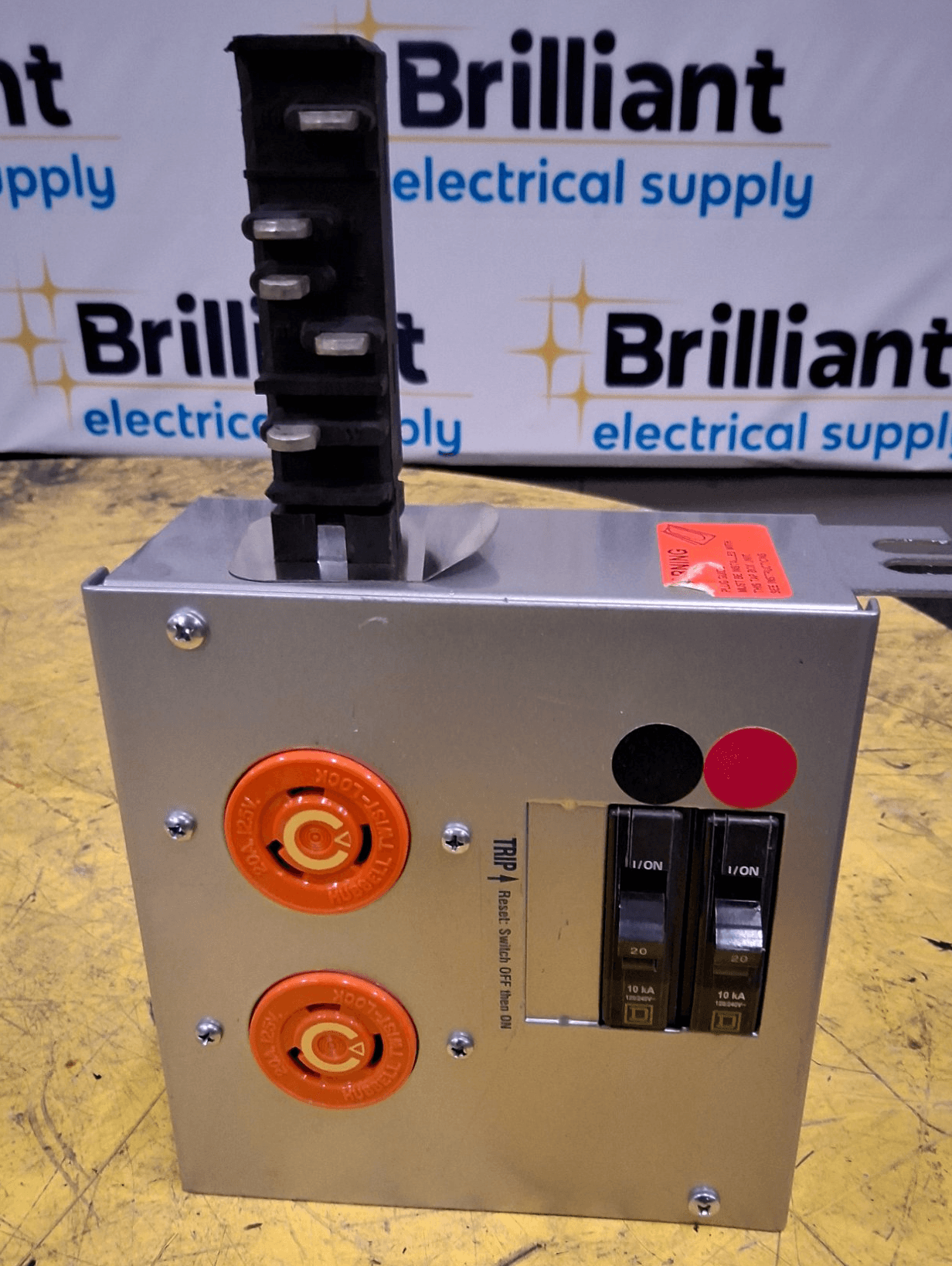 STARLINE CBM225GE12-L520D-4 Bus Plug 20A 208/120V Breaker NEMA 1