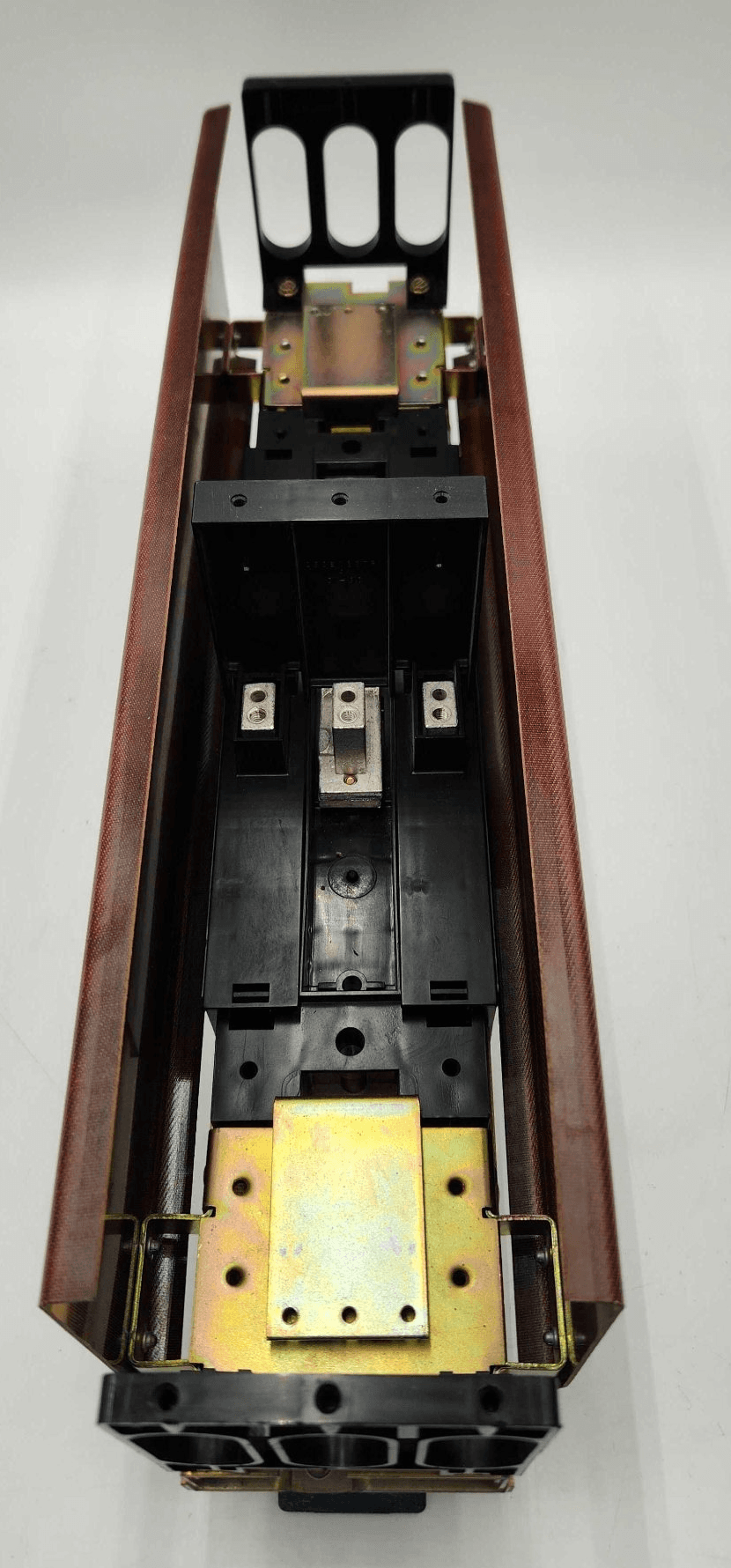 GE AMC6FLS Double-Branch Plug-In Circuit Breaker Mounting Module