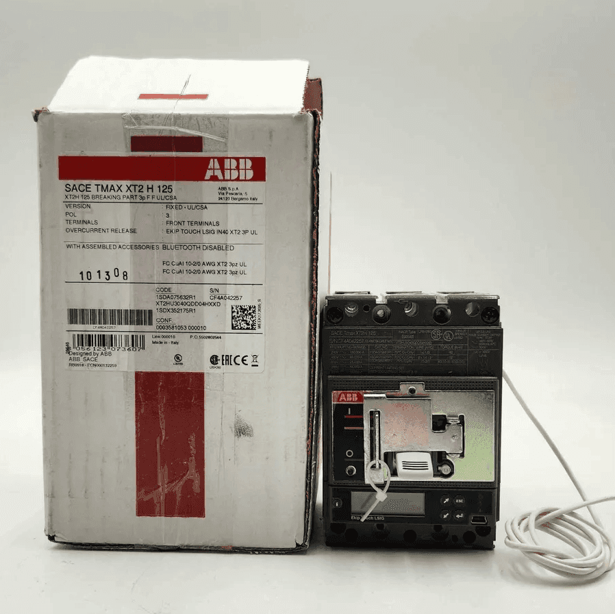 ABB XT2HU3040QDD04HXXD Circuit Breaker — image 1 of 9
